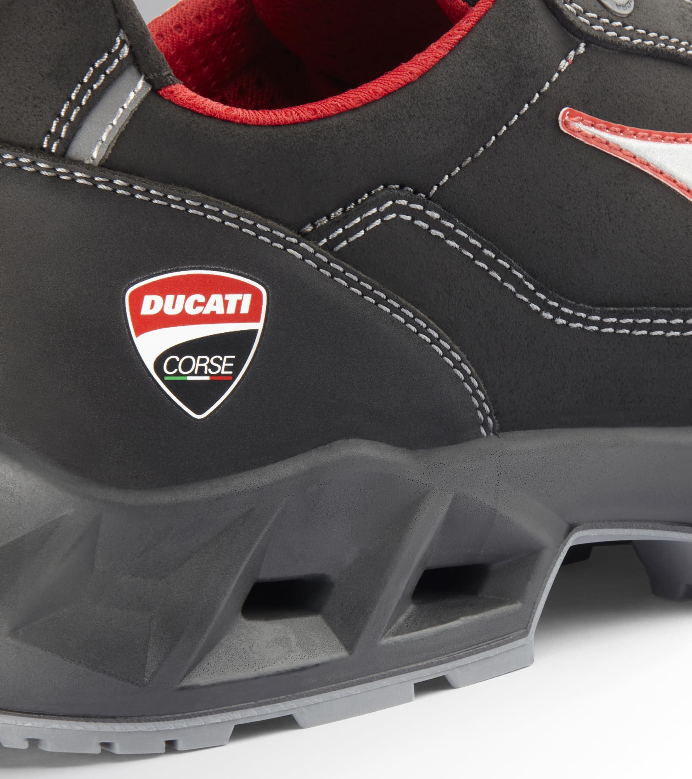 Utility Diadora Shark Engine Low S3s FO SR ESD Scarpe antinfortunisticheUnisex - Adulto