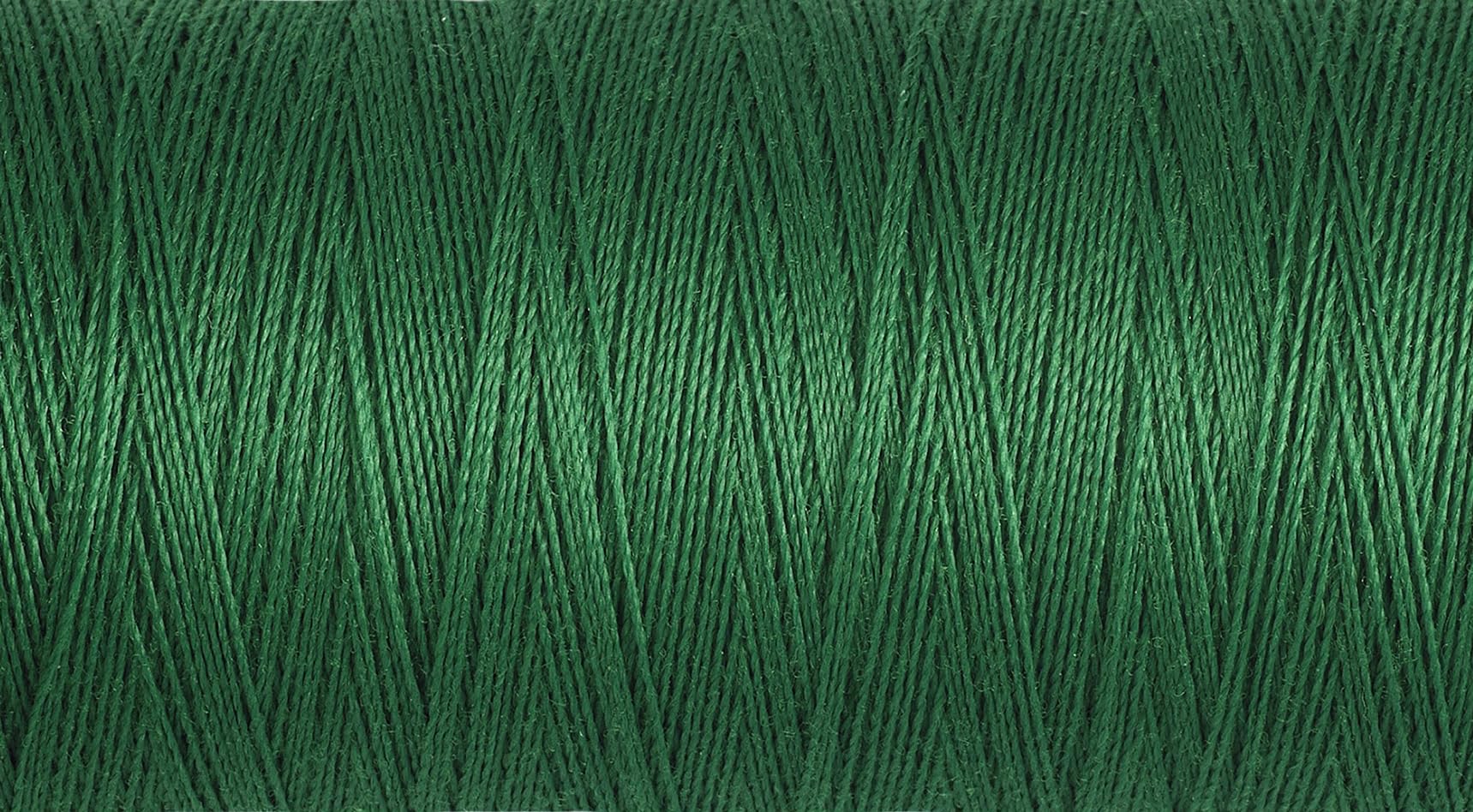 Gutermann Sew All Polyester Thread, 250Mtr, Clover Leaf (0237), 5.5 x 2.7 x 2.7 cm — image 1