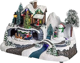 FEERIC LIGHTS & CHRISTMAS Fee-1 CASA DE Luces DE Pueblo con BATERÍAS DECORACIÓN NAVIDEÑA, Imitación de Madera, Verde, 24 cm