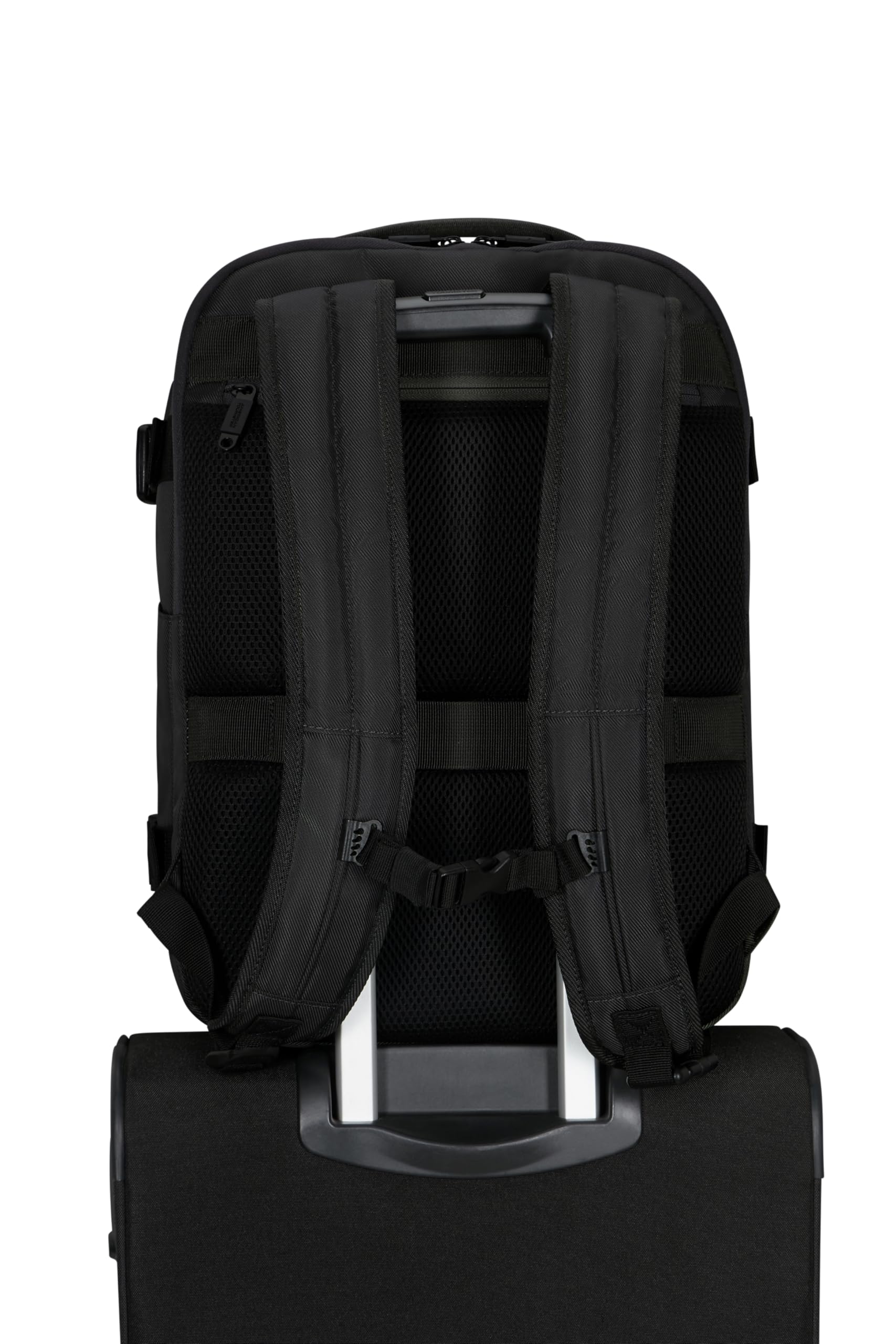 American Tourister Urban Track - Zaino porta PC 15.6" – 45 cm, 29 L - 3 scomparti grandi - Grande capacità - Ergonomico - Scomparto imbottito per laptop - Nero (Asphalt Black)