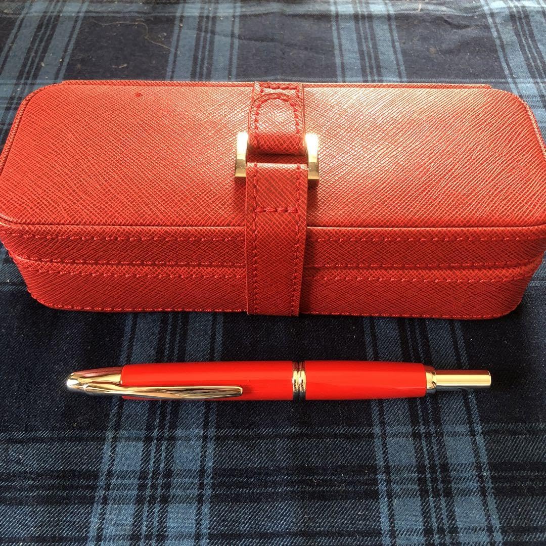 パイロット キャップレス2009年限定万年筆 レッド 中字 Ｍニブ パイロット キャップレス2009年限定万年筆 レッド 中字 Mニブ