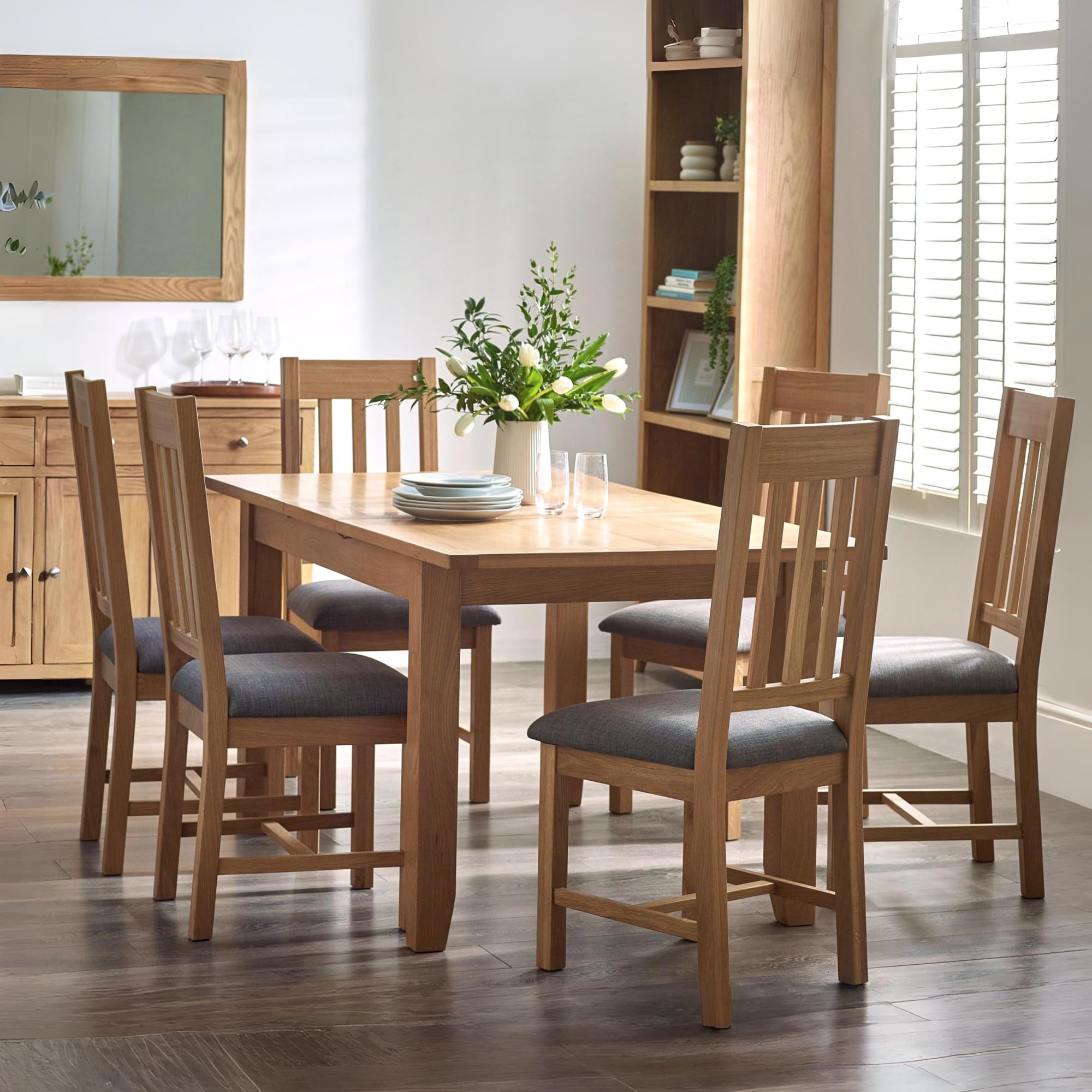 Julian Bowen Mallory 6 Seater Extending Dining Table