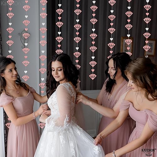 Miniatura 3 de KatchOn, Guirnalda de diamantes de oro rosa  13 pies, 4 cuerdas  Guirnalda de corazones de oro rosa  Cartel rosa para despedida de soltera