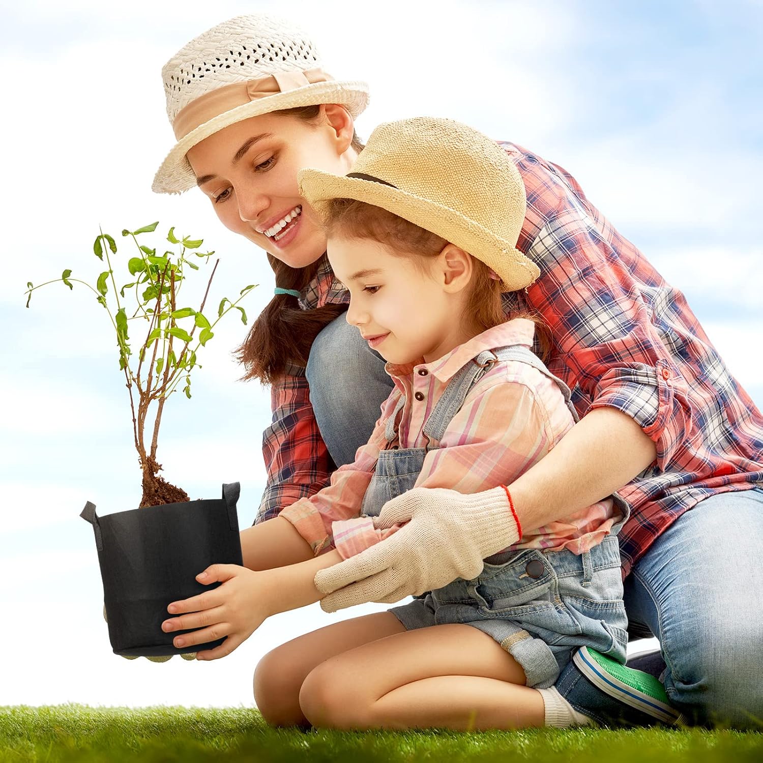 Hoolerry 7 Pack Black Plant Grow Bags Thickened Non Woven Grow Bags in 4 Sizes 10, 7, 5 and 3 Gallons Aeration Fabric Pots with Handles - Image 7