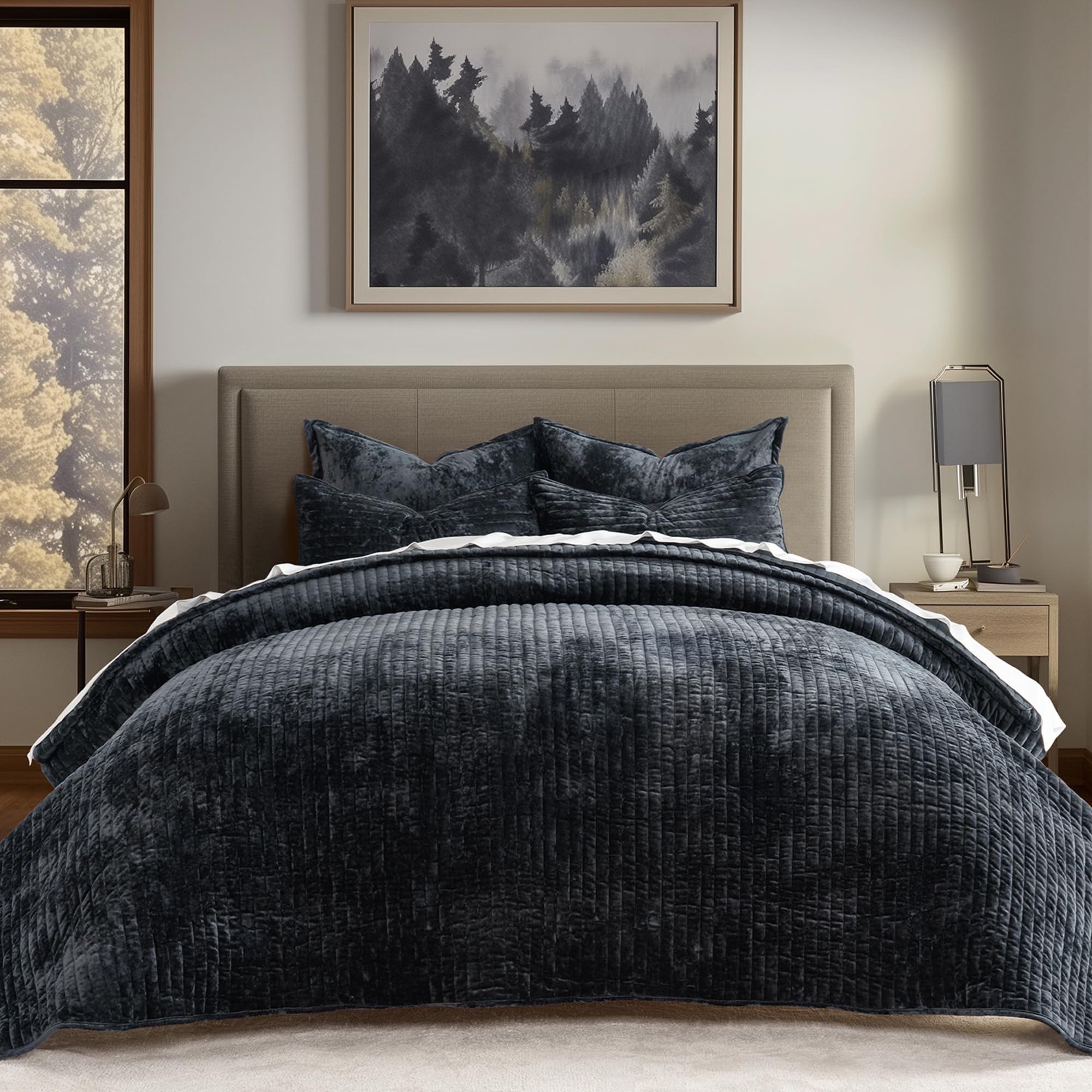 EVERGRACE Velvet Quilt Set Queen Size, Luxurious Soft Striped Channel Bedding Set, Lightweight Velvet Comforter for All Season, Oversized Bedspread Coverlet with 2 Matching Shams, Black