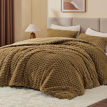 BEDELITE Fluffy Queen Comforter Set - Brown Fleece Soft Comforter for Queen Size Bed, Luxury Warm Bedding Set for Winter, Fuzzy Bed Set 3 Pieces 1 Comforter, 2 Pillowcases