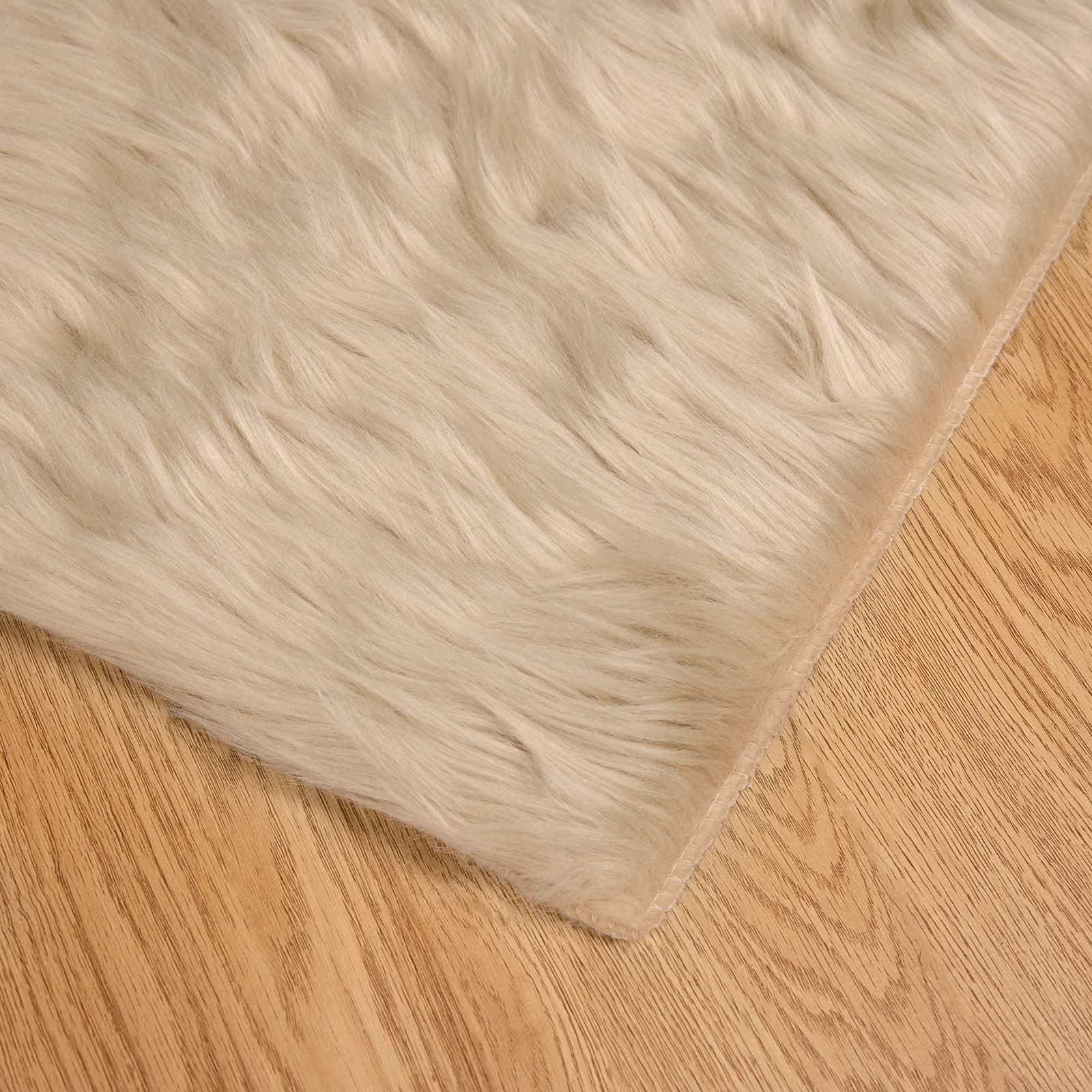 Tafalla - Alfombra de piel de oveja sintética (200 x 280 cm, 6 cm, poliéster suave, diseño moderno, duradera y cálida)