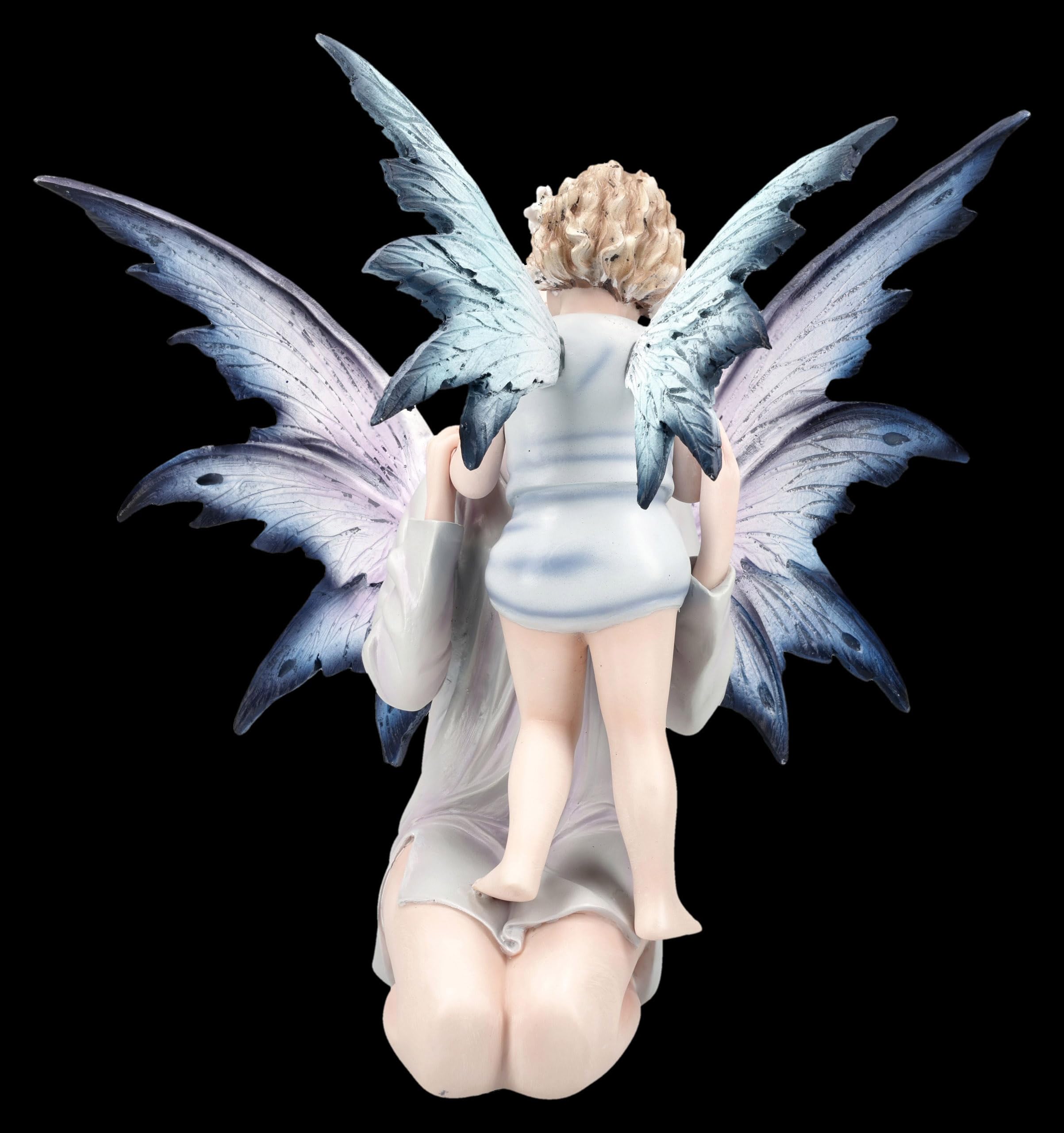Figuren Shop GmbH Elfenfigur mit Kind – Mutterliebe der Feen – handbemalte Fantasy-Deko (24 cm) – Tales of Aurelion Collection – Geschenkidee für Mütter, Sammler & Liebhaber zarter Symbolik