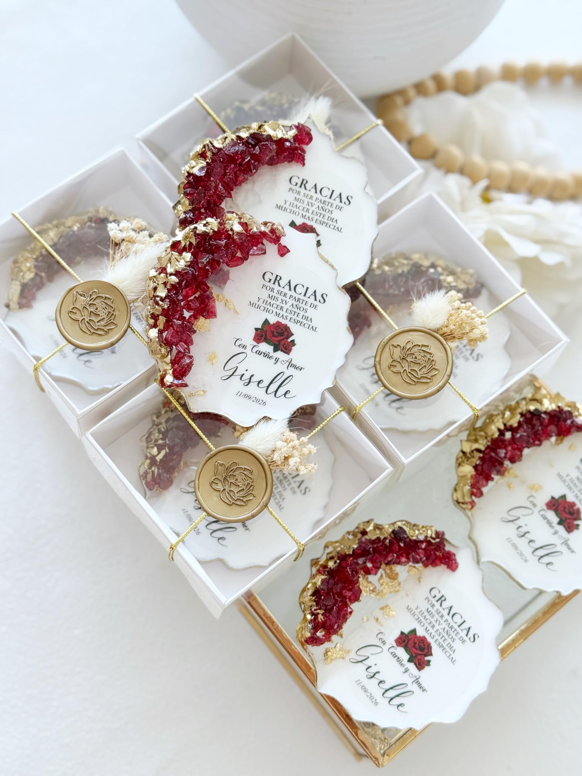 Personalisierte Sweet 16 Gastgeschenke, Quinceañera Partygeschenke für Gäste, Individuelle Erinnerungsstücke mit Schmetterling & Wachssiegel, Sweet 15 & 16 Geschenk (30 Stück mit Geschenkbox)