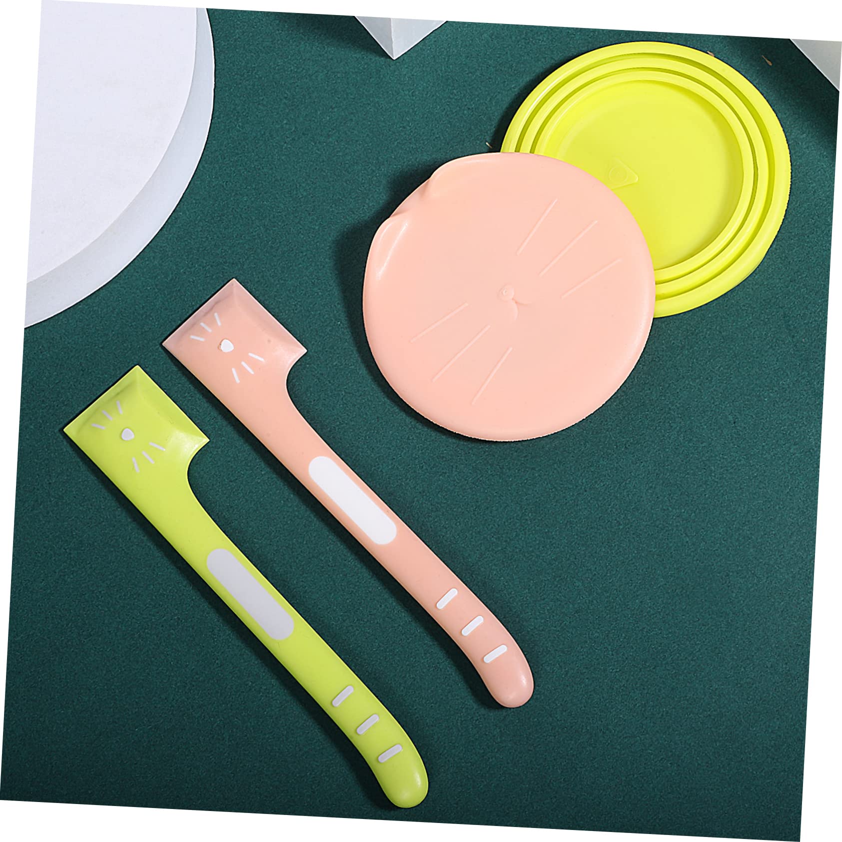 Abaodam 2Sets Pet Food Can Covers Spoon Kit Silicone Airtight Lids Pet Food Scoop Tpr Material Vibrant Colors for Cats Dogs Easy to Use Design