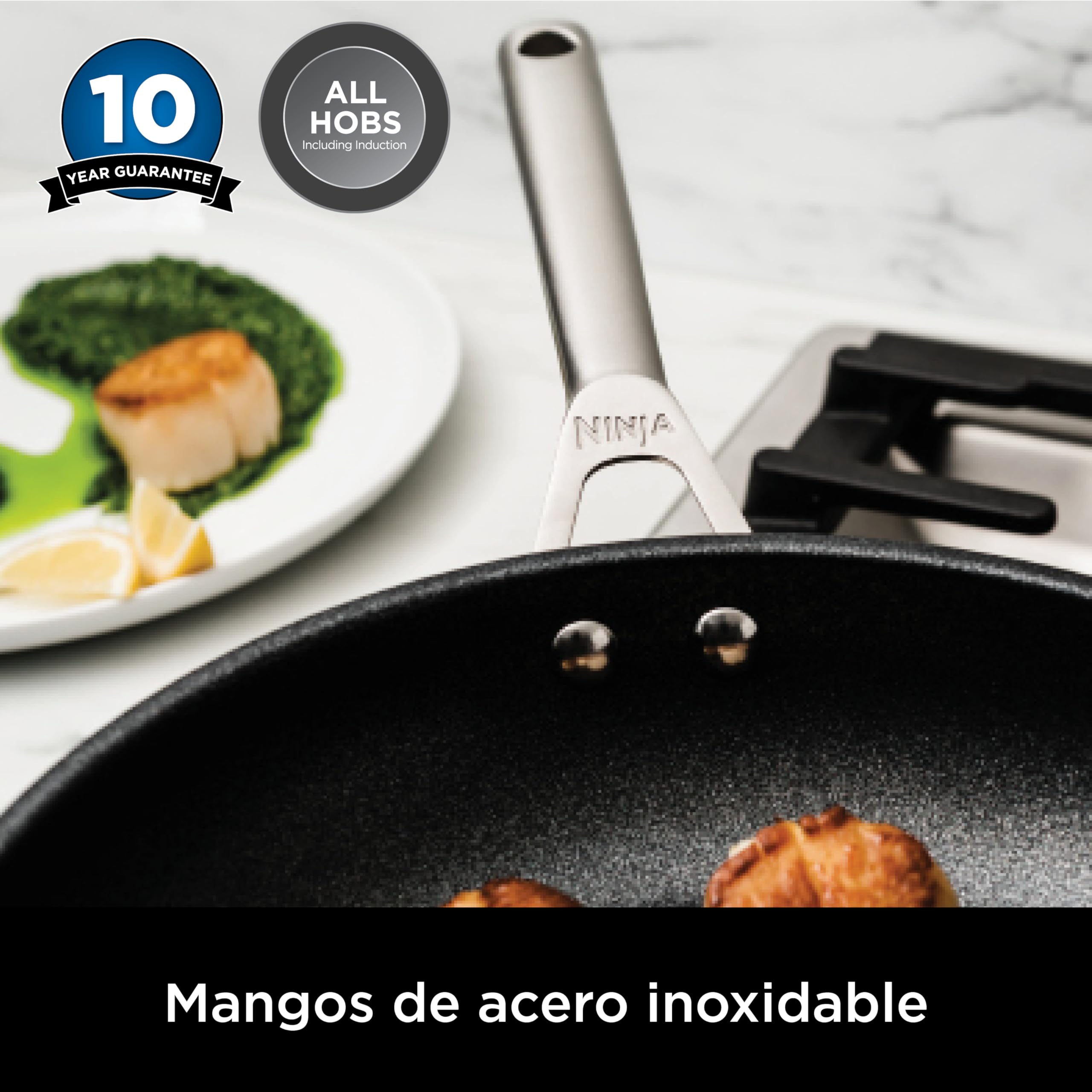 Ninja Foodi ZEROSTICK Juego de 3 cacerolas de 16, 18 y 20 cm, con tapa de vidrio templado, antiadherentes y en acero Inoxidable, aptas para inducción, lavavajillas y horno hasta 260 °C, C63000EU