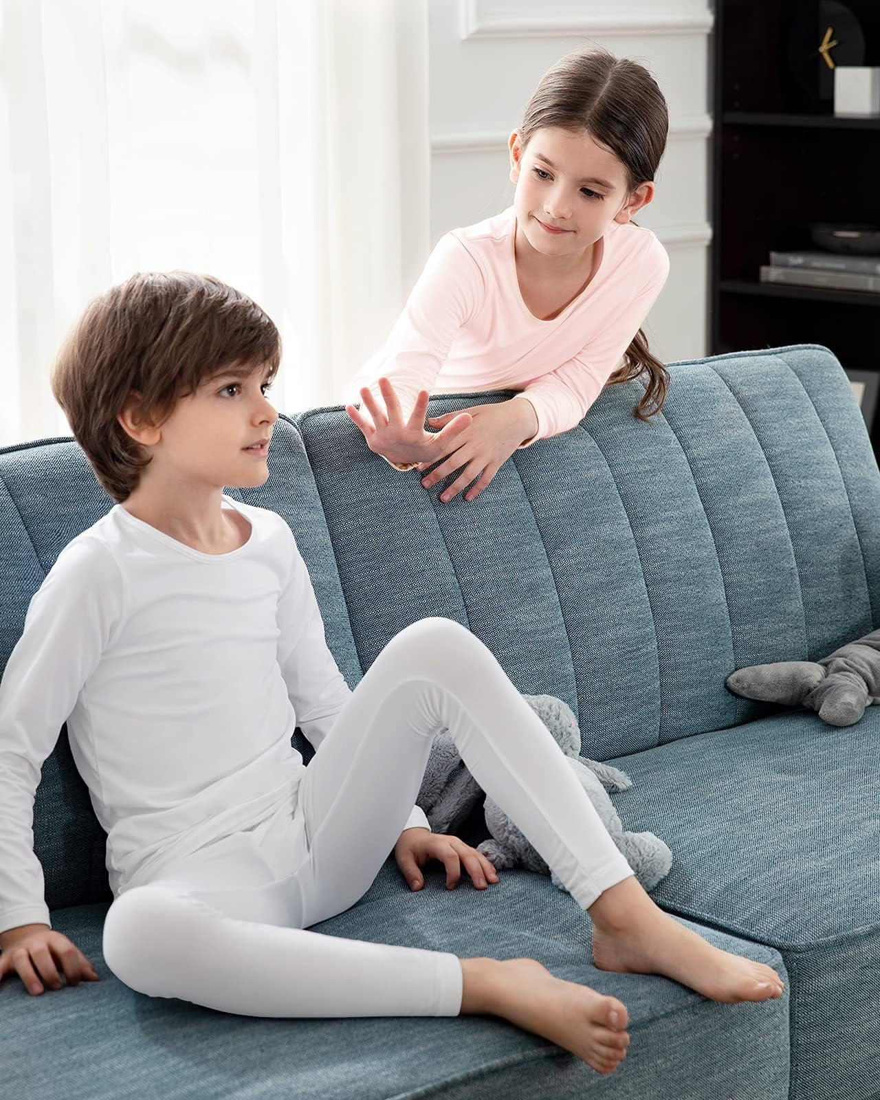 Conjunto de Ropa Interior Térmica para Niña Camiseta y Pantalón con Forro Polar, Pijama Cálido de Invierno, Capa Base Elástica Infantil (Negro, L)