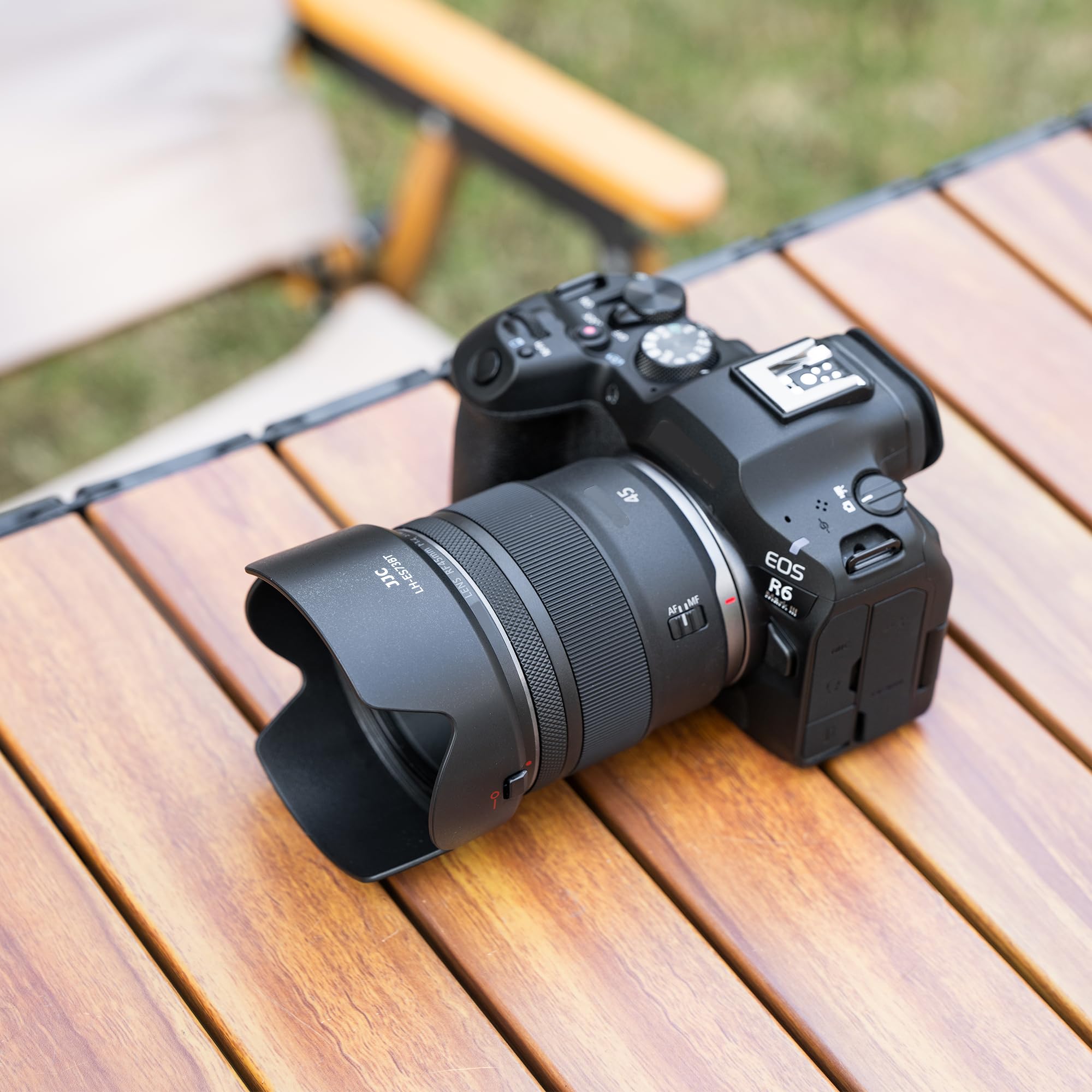 JJC ES73B - Paraluce a tulipano a baionetta compatibile con obiettivo Canon RF 45 mm F1.2 STM, paraluce reversibile sostituisce il paraluce Canon ES-73B