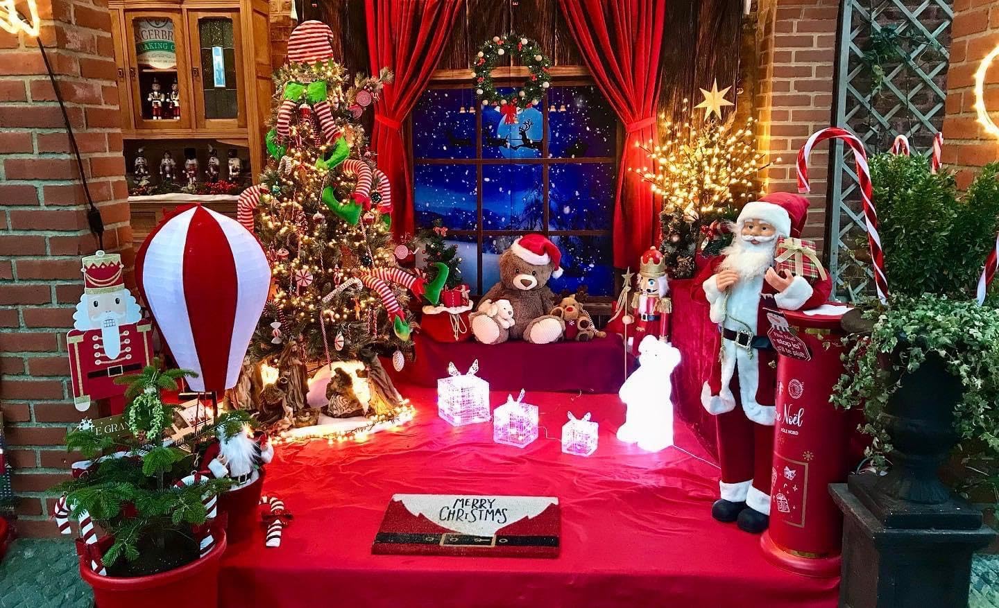 christmas photo booth ideas with props