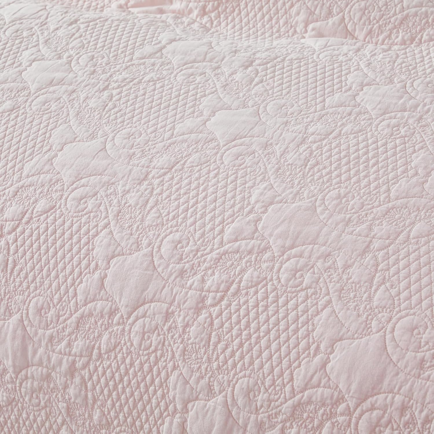 Brandream Queen Size Quilt Set Cotton Pink Quilts Shabby Chic Bedding Paisley Matelasse Coverlet Set Farmhouse Quilts Ruffle Bedspreads 3-Piece - Image 4