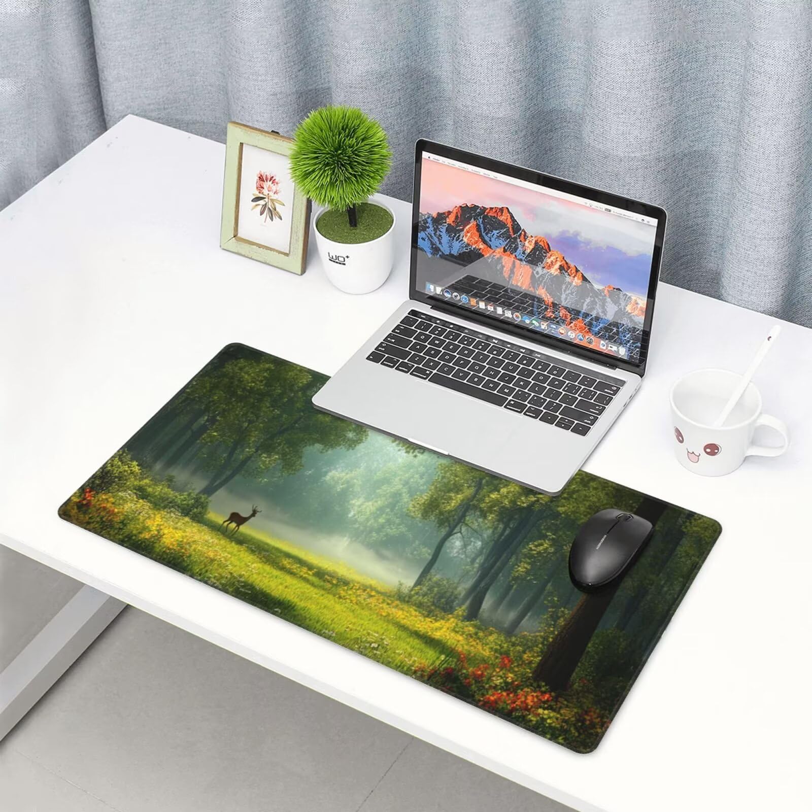 Zielona podkładka pod mysz XXL krajobraz mata na biurko 1600 x 800 x 3 mm zmywalna podkładka do gier na laptopa, z antypoślizgową gumową podstawą do gier, PC, pracowników biurowych Y339