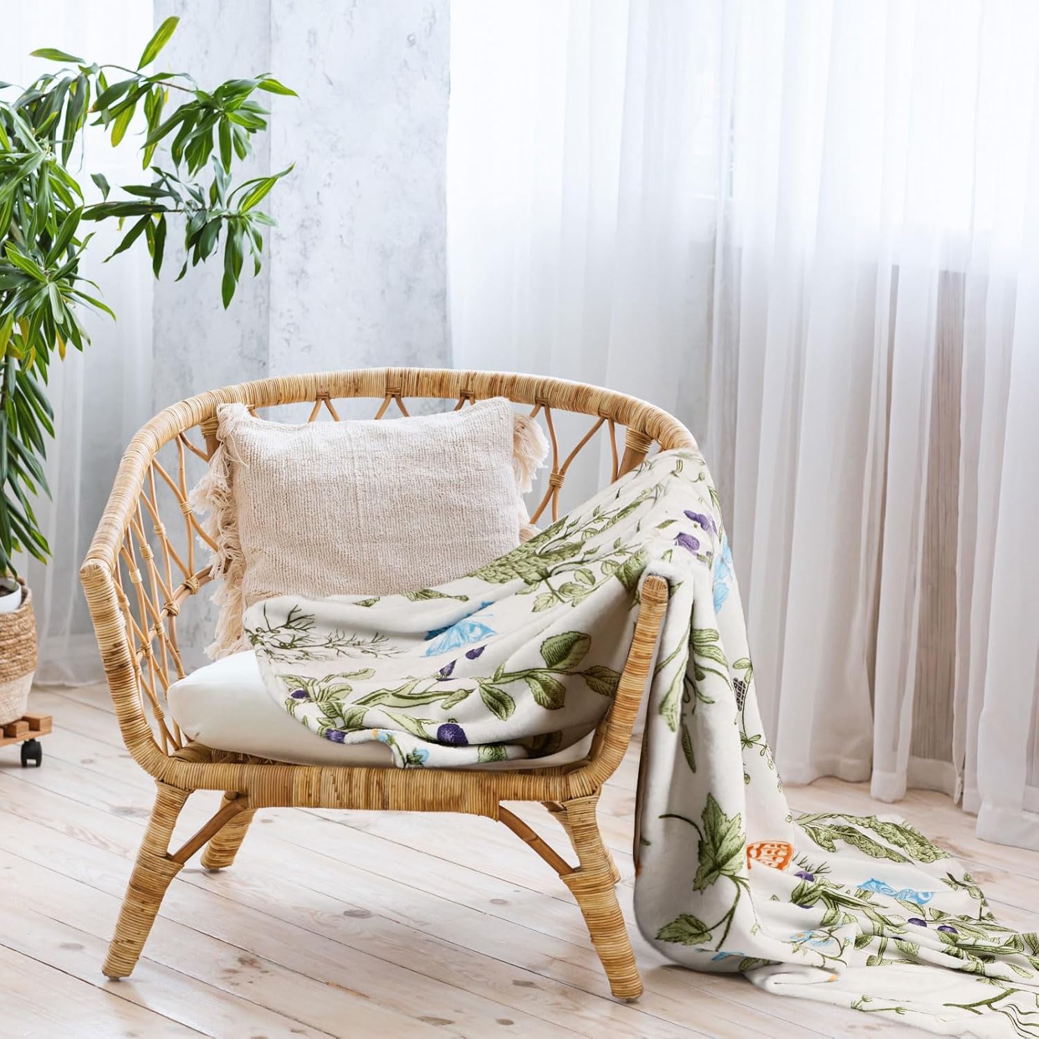 Buryeah Spring Throw Blanket Wildflowers Butterfly Blanket Green Wild Flower Plant Blankets 60 x 50 Inches Vintage Herbs Blanket Colorful Wild Flowers Printed Flannel Blanket for Bed Sofa Chair - Image 6