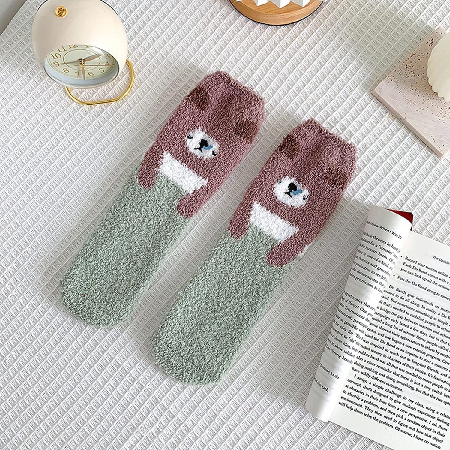 Skarpety Termiczne Skarpety Zimowe 2 Pary Skarpet Termicznych Snu Wzór Niedźwiedzia Zimowe Kobiety Puszyste Super Miękkie Ciepłe Zagęszczone Przytulne Rozmyte Skarpetki (Color : Grün, Size : One Siz