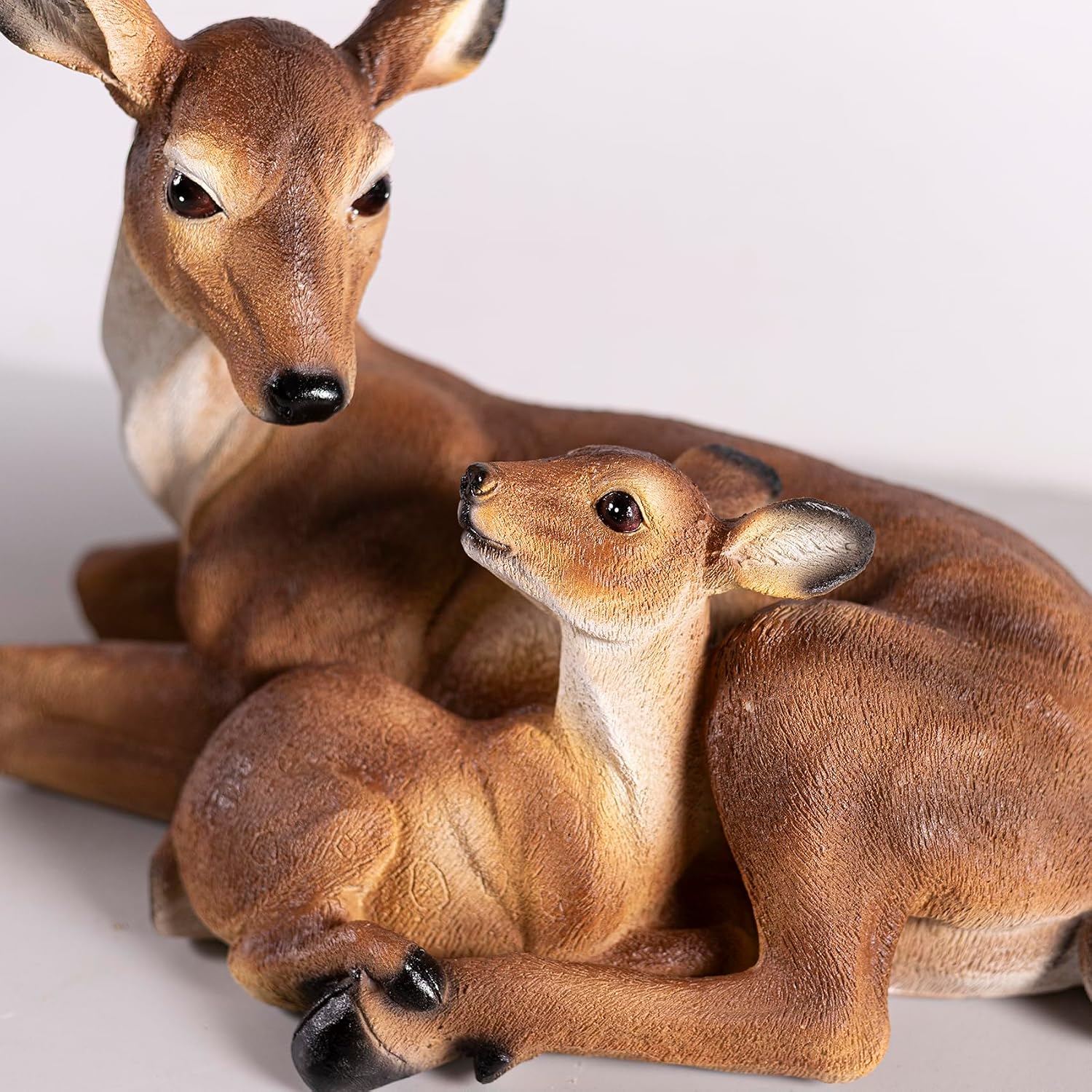 14.9 Inch Mother and Fawn Deer Statue & Deer Decoy - Outdoor Garden Lawn Decoration — Suitable for Yard/Patio/Christmas Decor, Ideal Gift for Female Garden Enthusiasts
