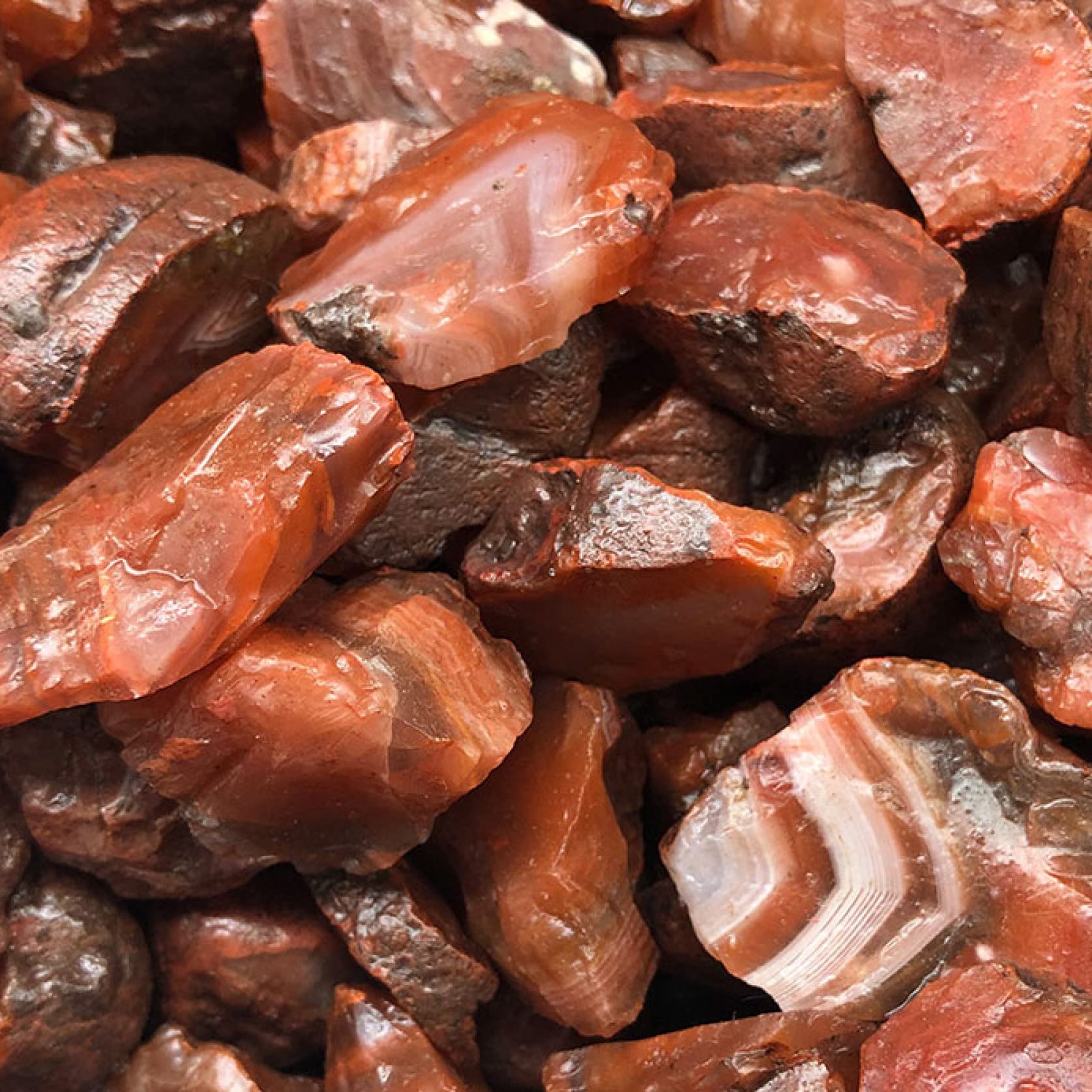 Pierre d'agate de feu Cristal Brut Brut cornaline Rouge Pierre précieuse Naturelle Jardin Aquarium Cristaux et Pierres de décoration de la Maison Artisanat aléatoire 1pc Crystal Specimen