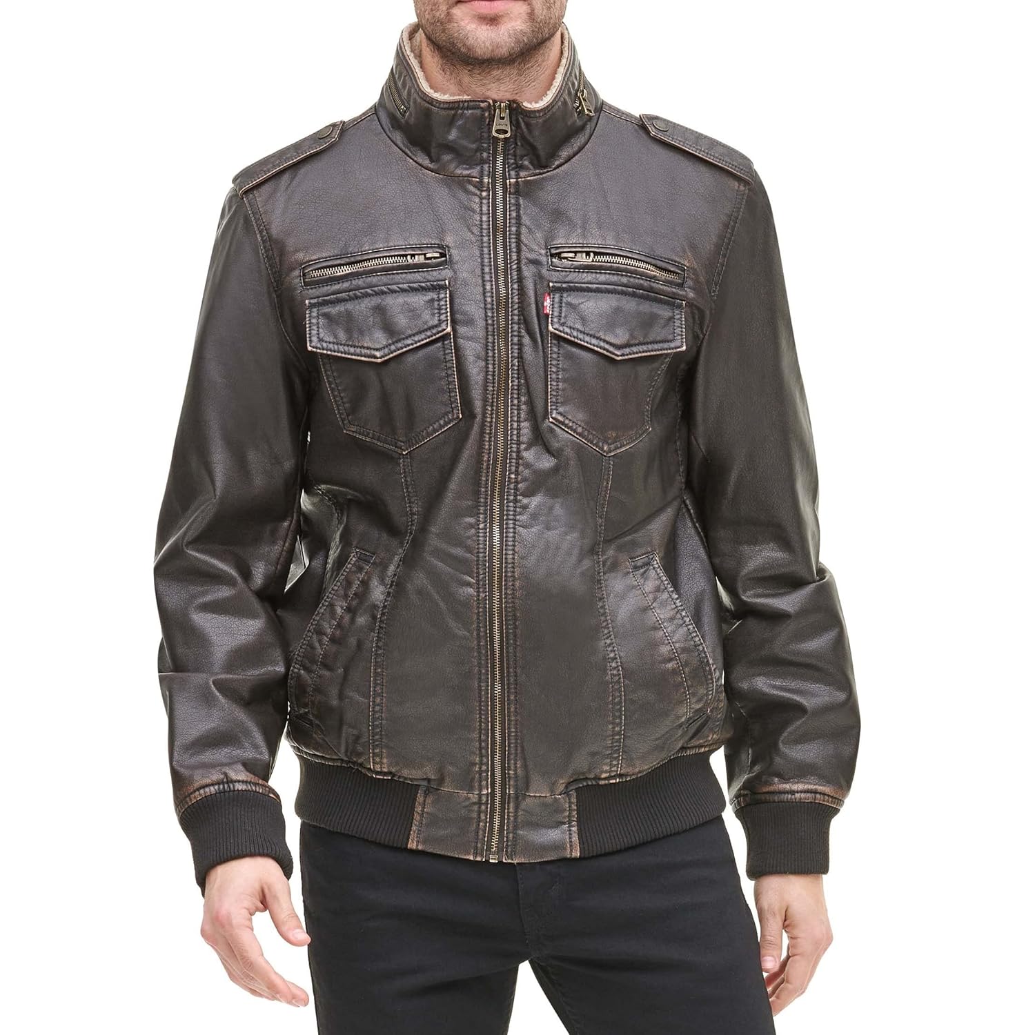 Levi’s Jaqueta aviadora masculina de couro sintético (tamanhos regulares, grandes e altos) em promoção! Veja a oferta e mais achadinhos de Jaquetas & Casacos 8 Hoje é o melhor dia para comprar Levi’s Jaqueta aviadora masculina de couro sintético (tamanhos regulares, grandes e altos) com aquele preço maroto! Promoção! Aproveite a oferta! 8