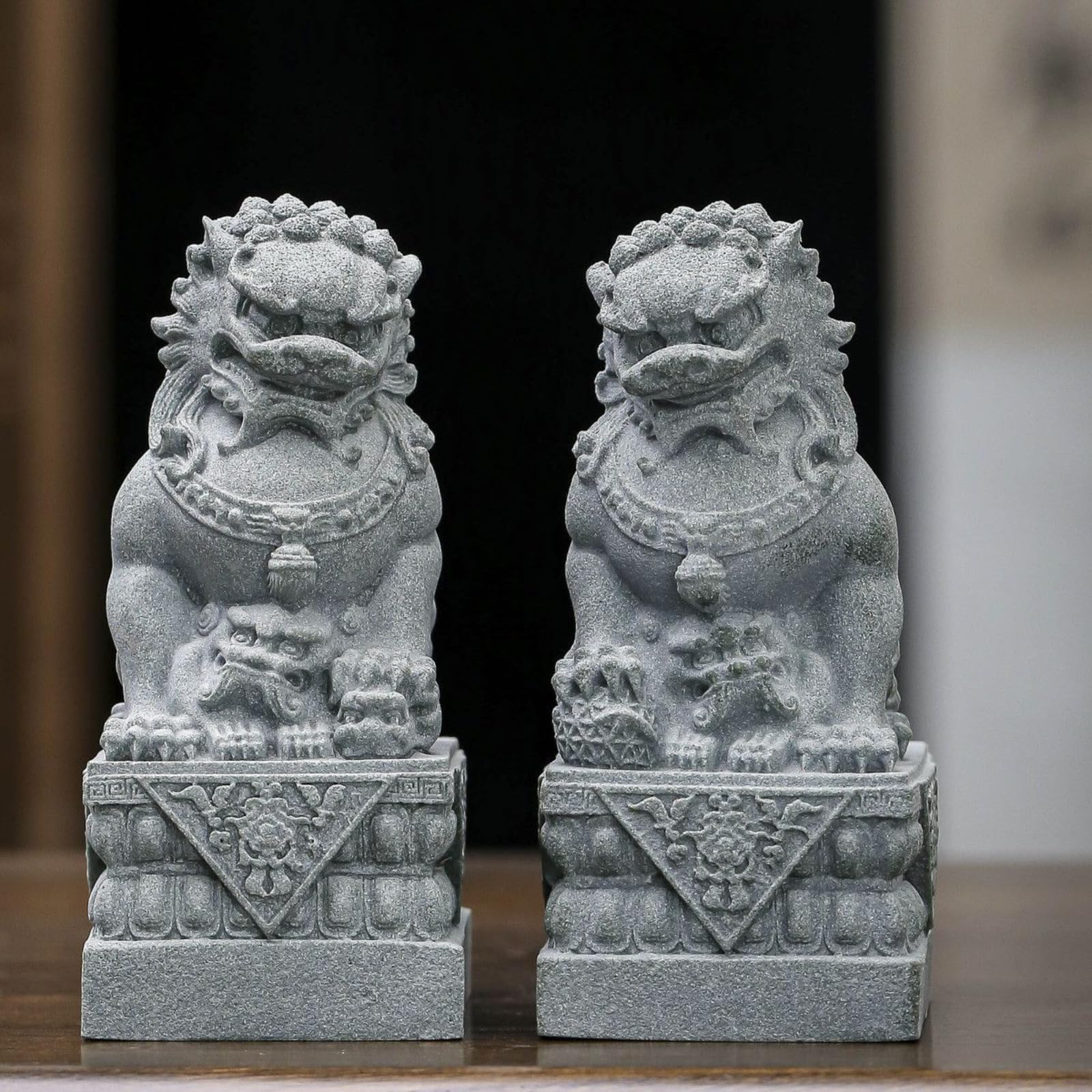 Lions en pierre bleue de style chinois, le cadeau idéal pour le bureau
