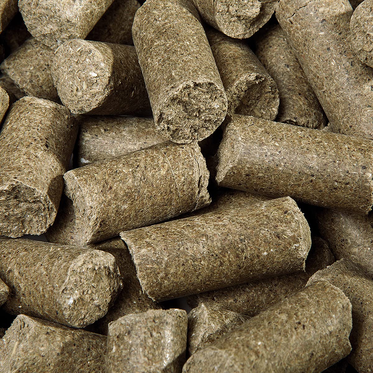 Speed Delicious speedies Eucalyptus, friandises pour Cheval au goût d'eucalyptus, collation rafraîchissante pour Chaque Cheval, Meilleurs ingrédients, Tout Simplement Pratique (5 kg)