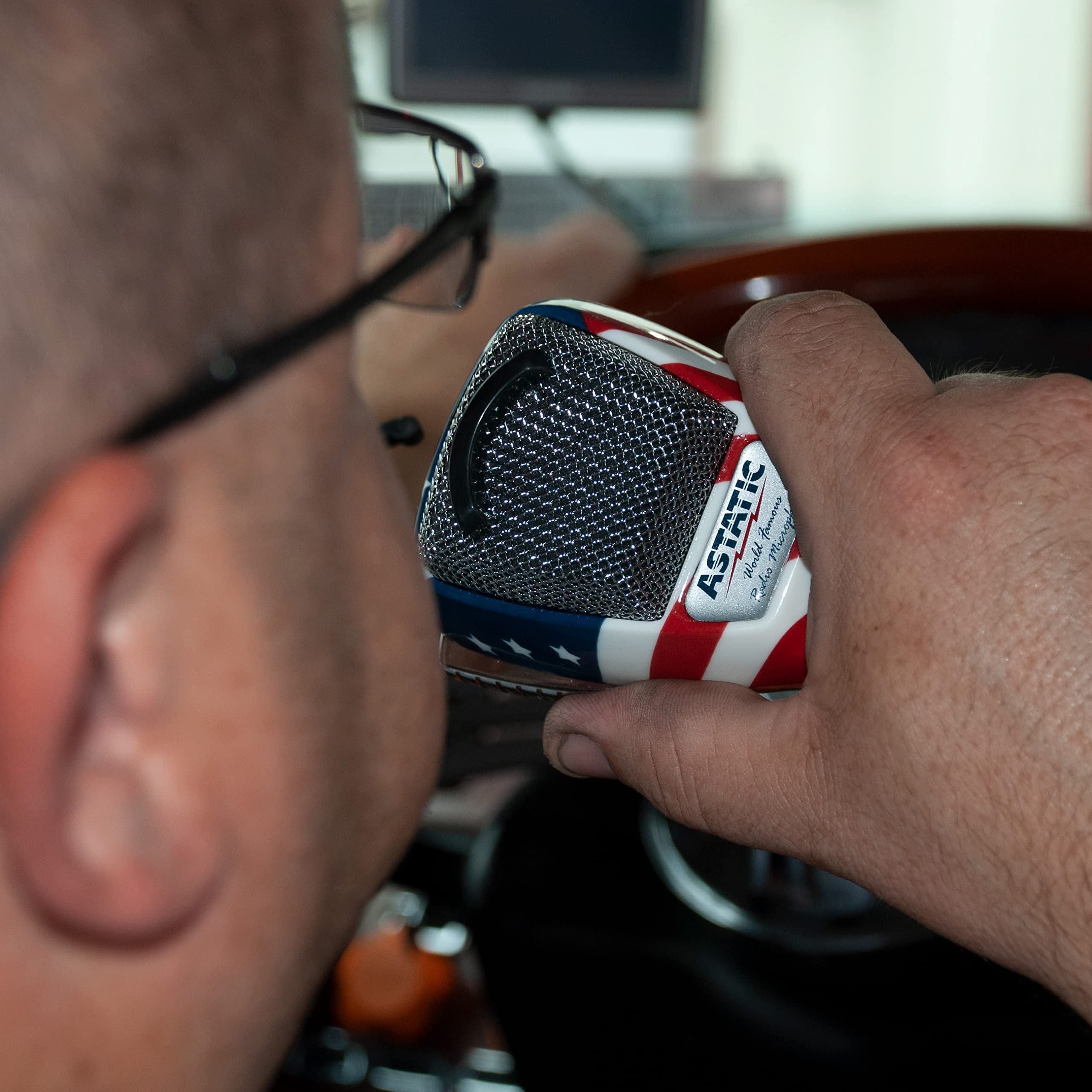 Astatic 302-10309 Stars N' Stripes Noise Canceling 4-Pin CB Microphone