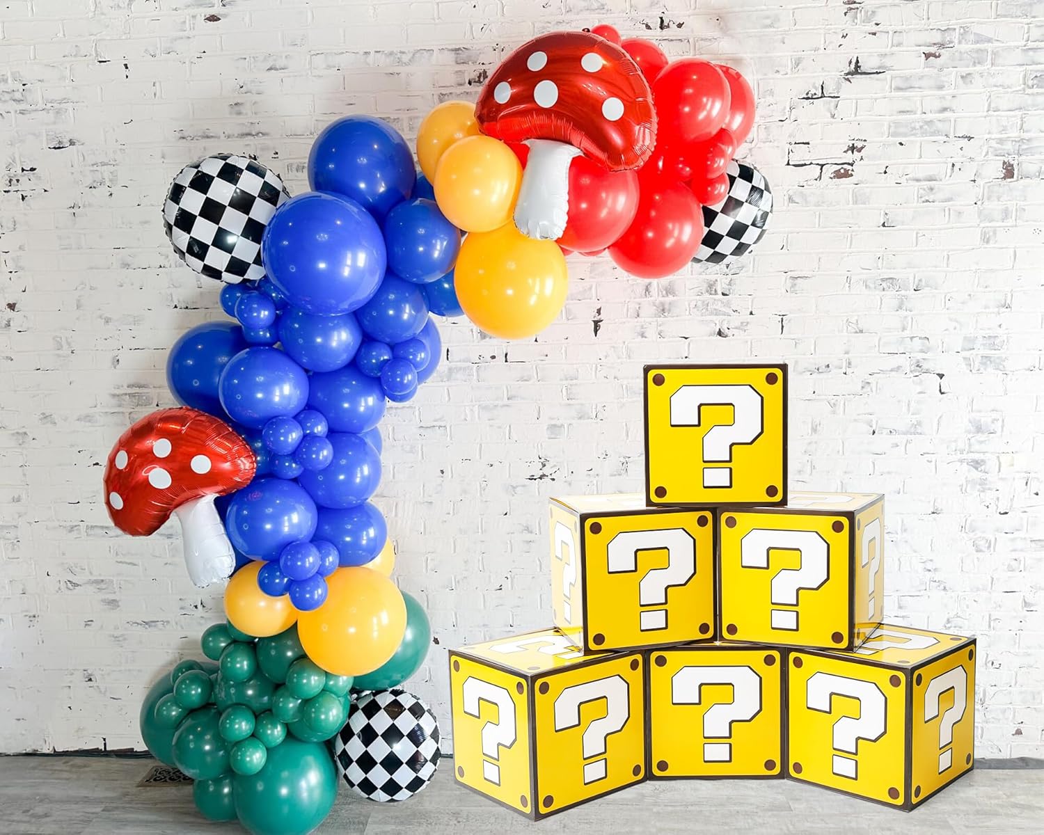 Seozio 6PCS Big Question Party Boxes, Question Boxes and 6 Set Centerpieces for Kids Boys Girls Birthday Party Decorations,Christmas Halloween Classroom Supplies Favors.(11.8 x 11.8 Inch)