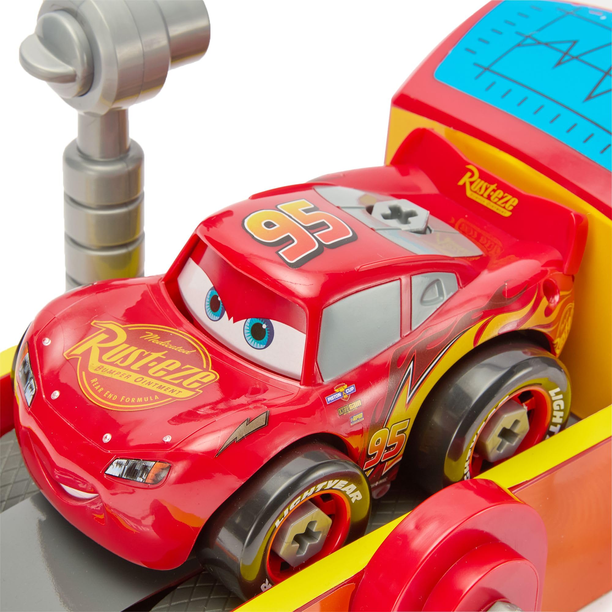 海外限定？Cars マックィーン メカニックショップ＆ランチャー playset Amazon.com: Disney Store Official Lightning McQueen Mechanic Shop
