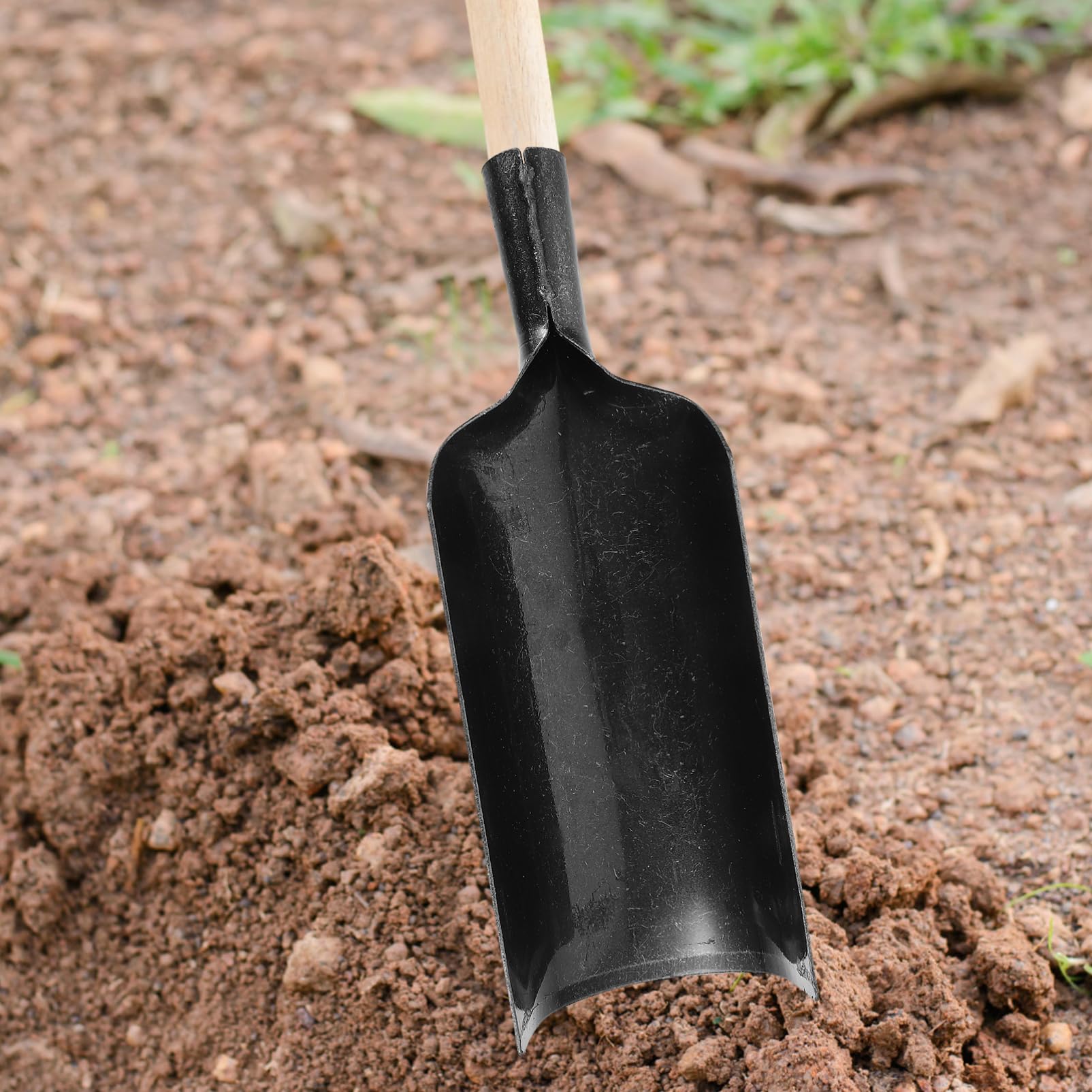 BESPORTBLE Pala de Mango para Jardinería de Acero al Manganeso Negro | Herramienta de Excavación y Traslado de Suelo, Formato Portátil, para Labores de Plantación y Huerto