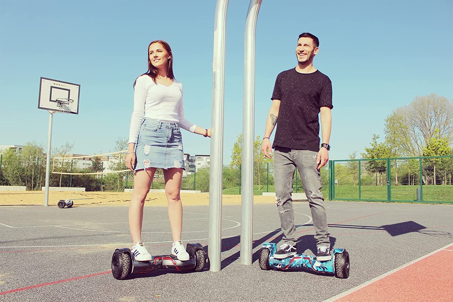 Robway X2 Hoverboard - L'original - Édition Offroad - Batterie de Marque - Équilibre Automatique - Haut-Parleur Bluetooth - Moteur de 700 Watts - App - LEDs