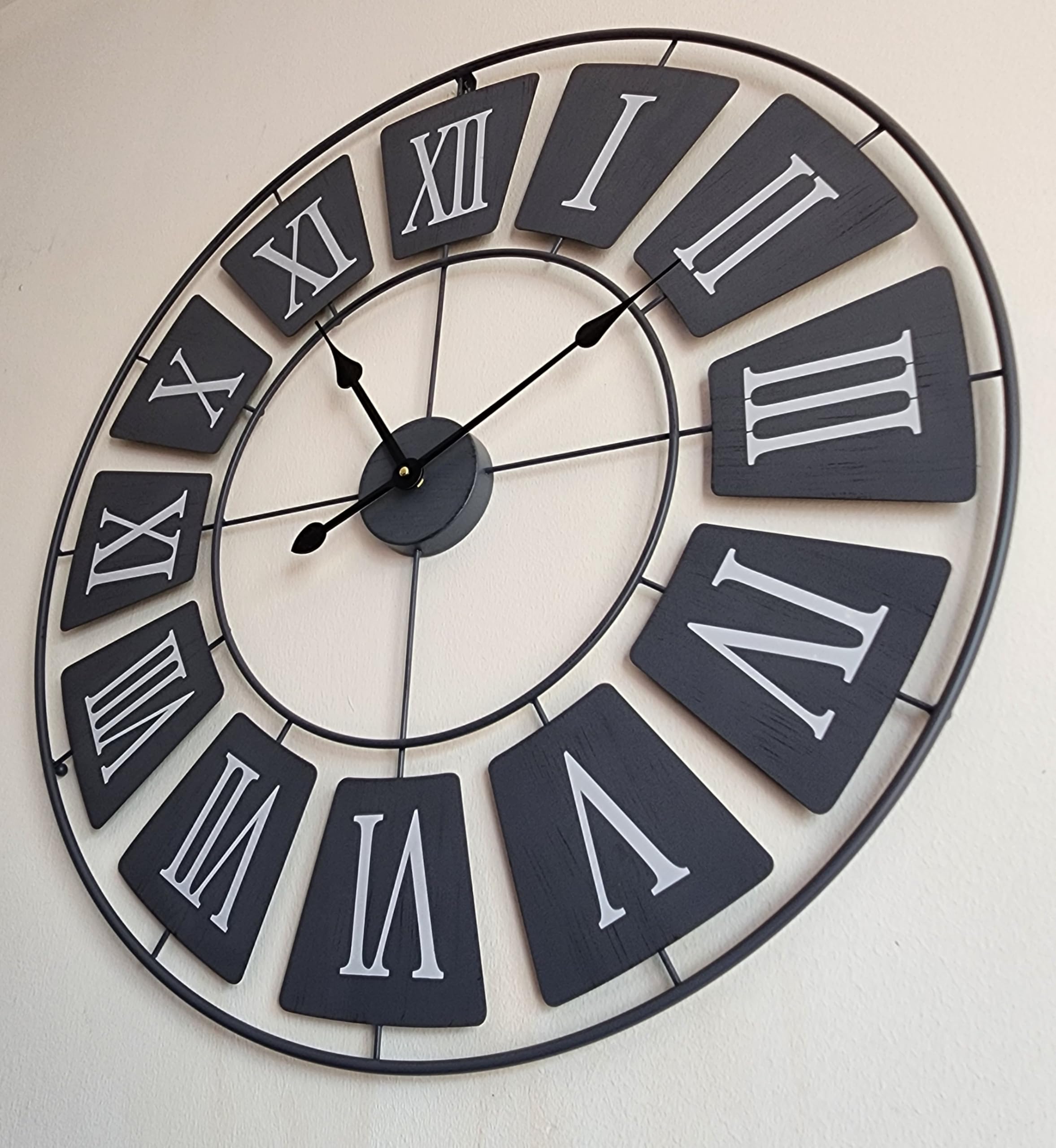 XL 76cm Contemporary Wall Clock - Extra Large Skeleton Metal Clock - Elegant Grey Retro Style Design With Roman Numerals - Silent Wall Art