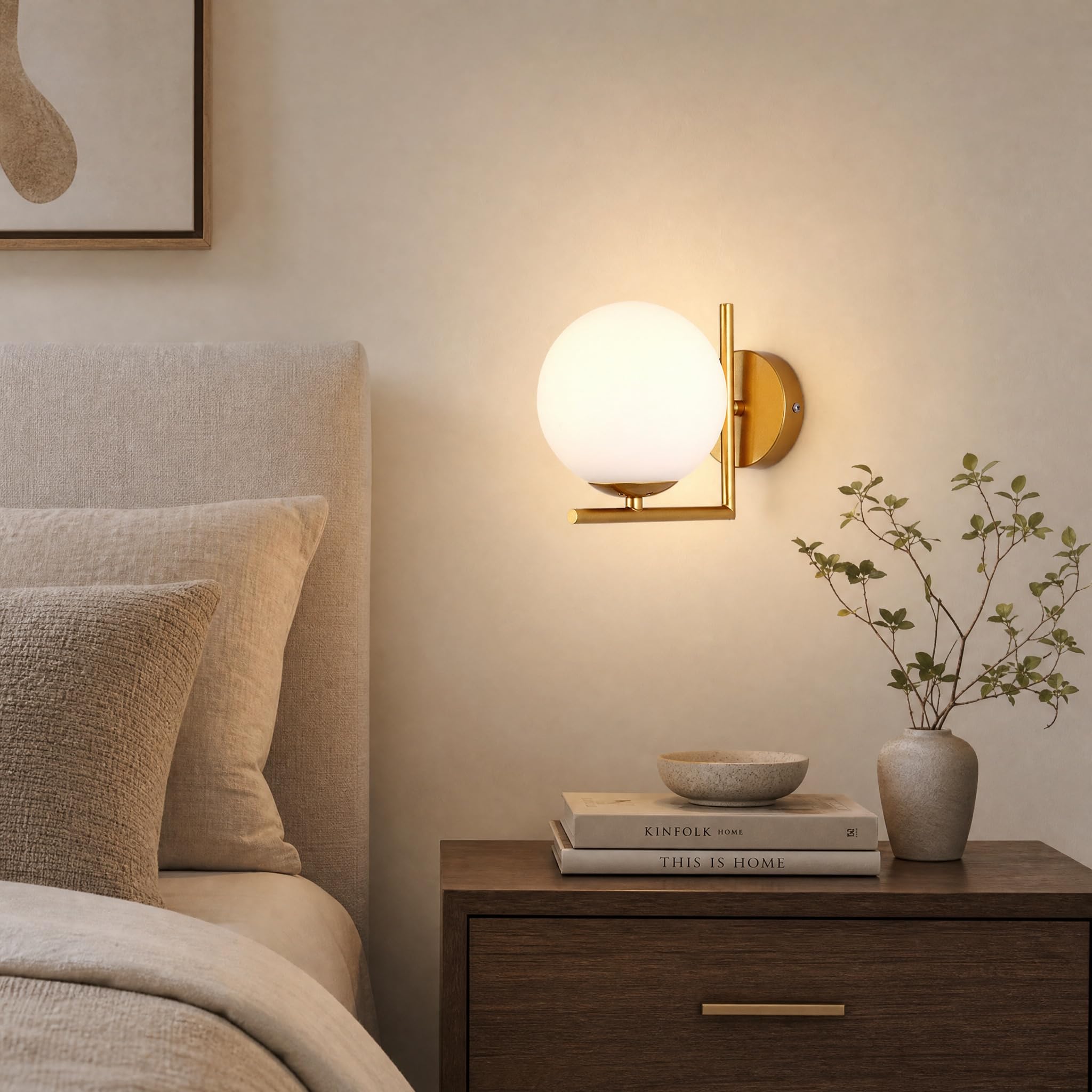 Aplique de pared con bola de cristal blanco, globo de cristal blanco con base dorada, lámpara de pared para cabecera (Dorado)