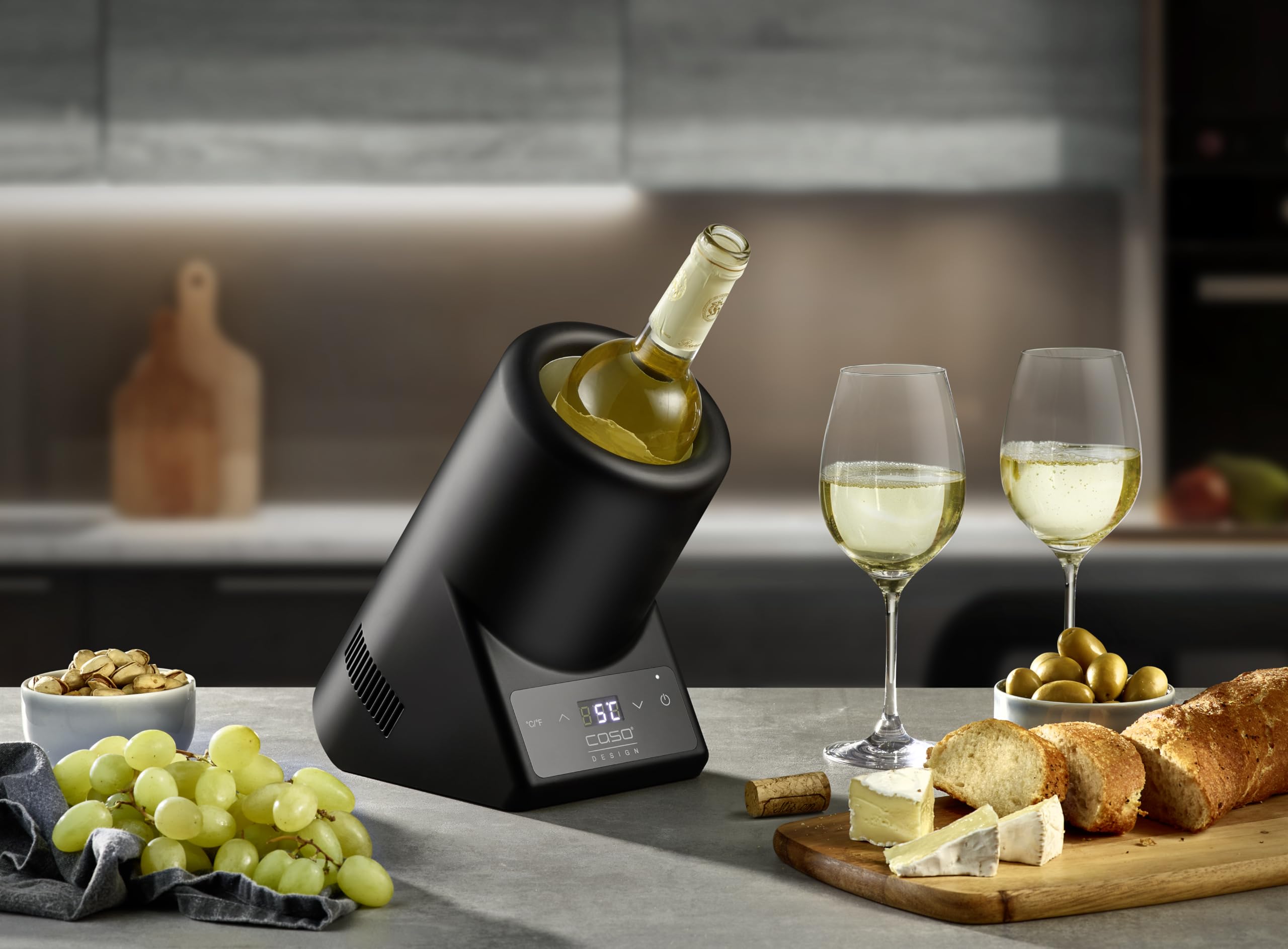 CASO VinoCase Black - Raffreddatore di vino, champagne, spumante dal design per una bottiglia, temperatura regolabile da 5 a 18 °C, adatto a bottiglie fino a 9 cm di diametro, touch, nero