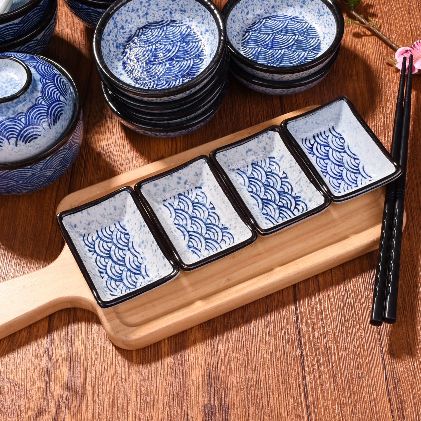Juego de 4 platos de soja japoneses de cerámica rectangulares para sushi, diseño de olas azules