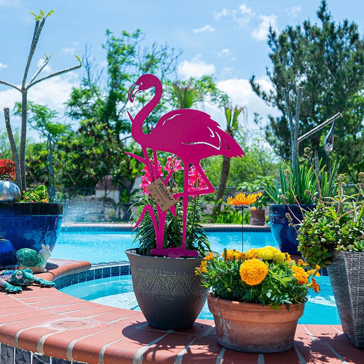 RealSteel Pink Flamingo Yard Decorations – Set of 3 Metal Flamingo Garden Statues, Outdoor Lawn & Front Yard Decor, Weatherproof Steel Yard Art, Flamingo Gifts for Women, Christmas & Summer Garden