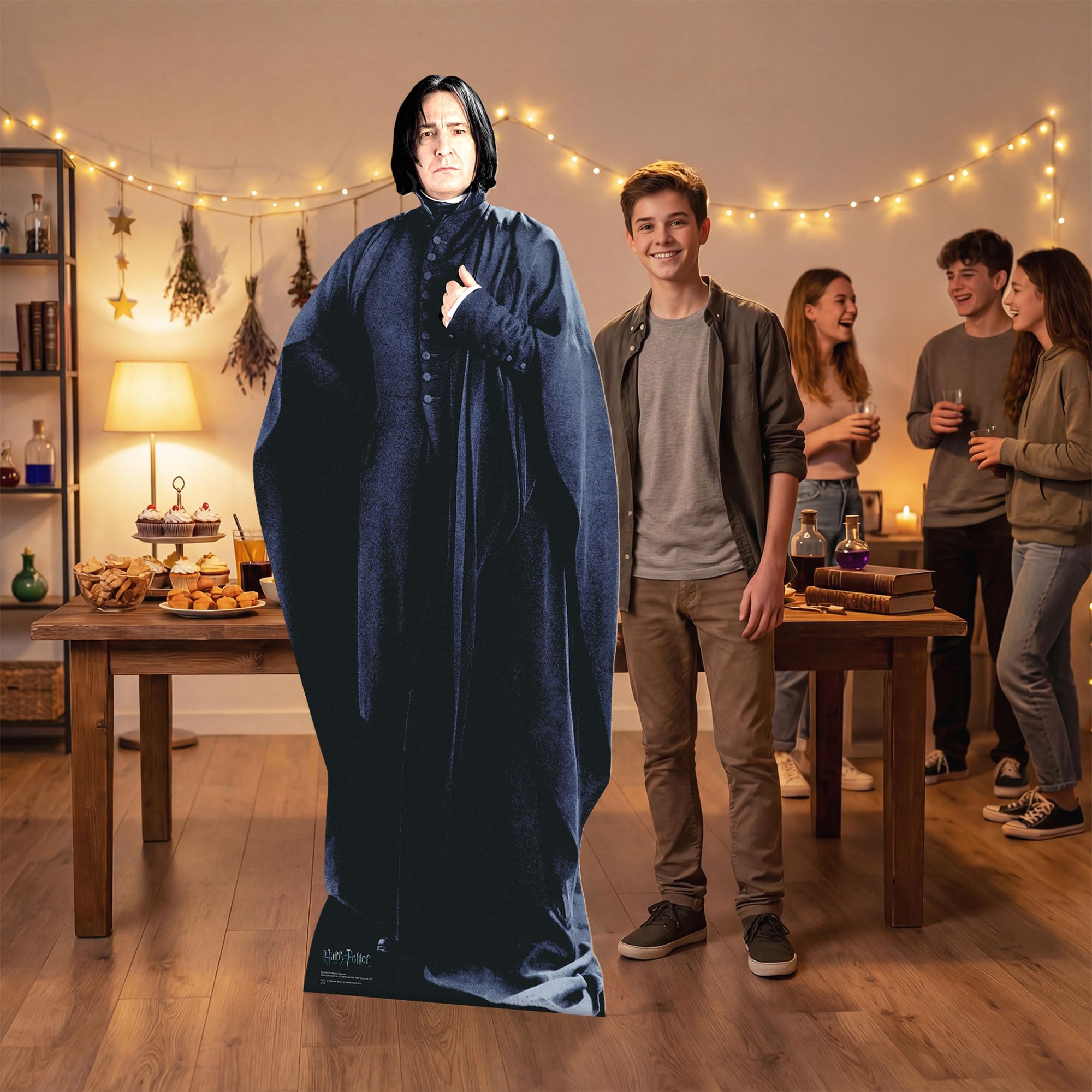 STAR CUTOUTS dai Libri Ufficiali di Harry Potter Ritaglio in Cartone a grandezza Naturale di Severus Snape (Alan Rickman) Alto 183 cm