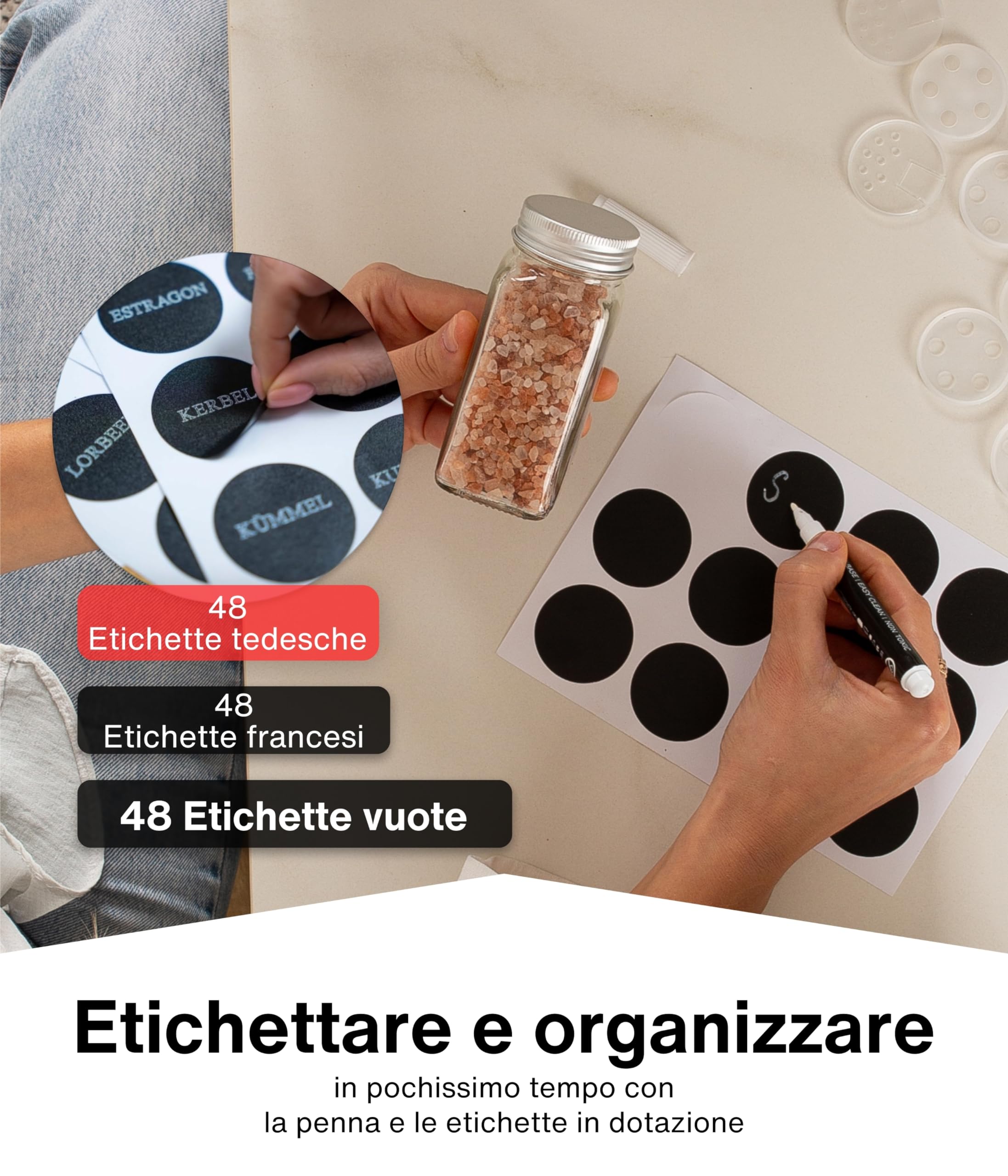 Deco haus® Porta Spezie per Cucina - Portaspezie con 24 Barattoli Spezie, Portaspezie Salvaspazio, Set Cucina 24 Vasetti di Spezie, 48 Etichette Spazzola Imbuto Ganci - Design Indipendente o da Parete