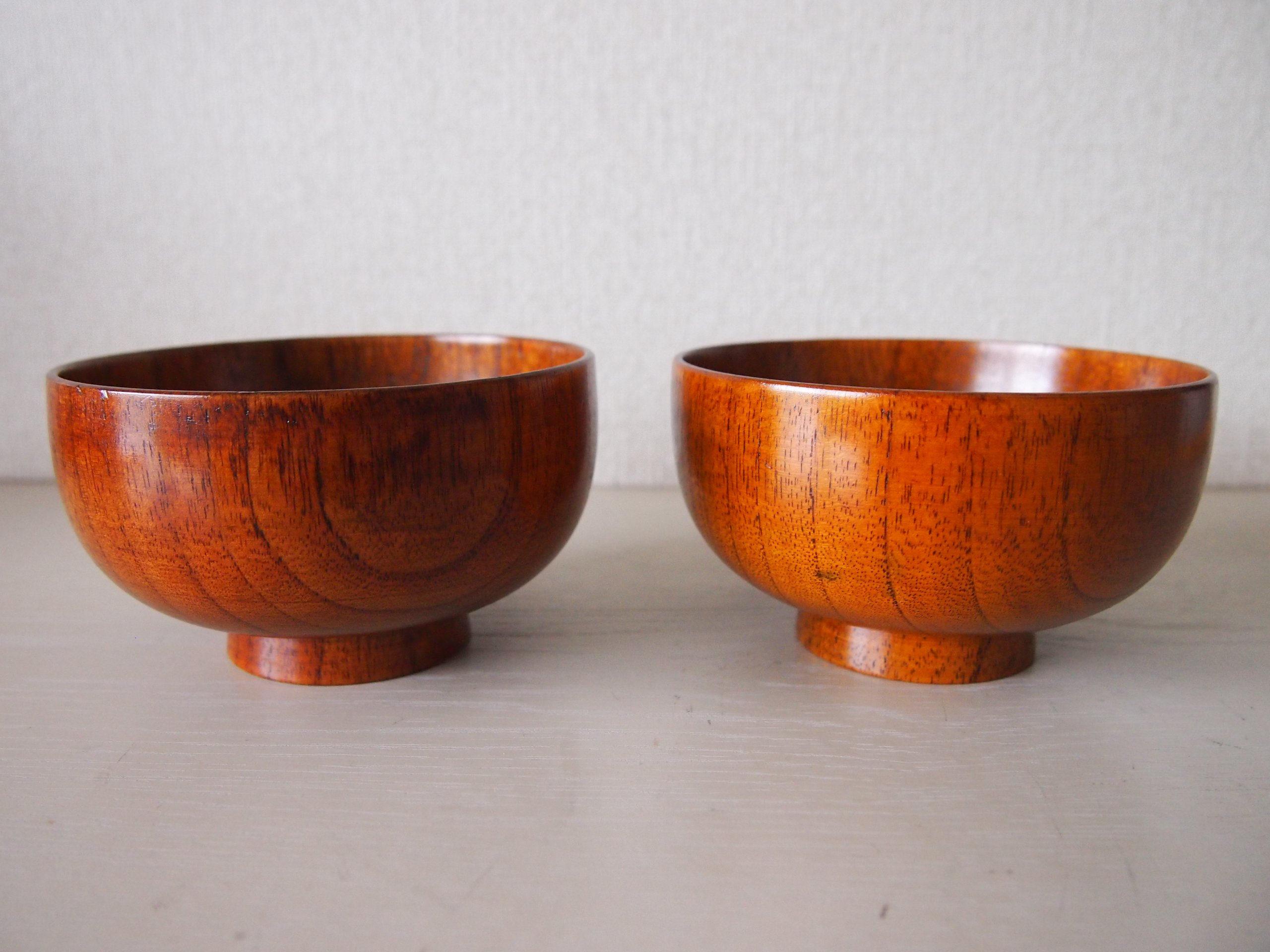 Amazon.co.jp: 木製 汁椀 天然木 漆塗り (漆器) 2個 セット : ホーム  