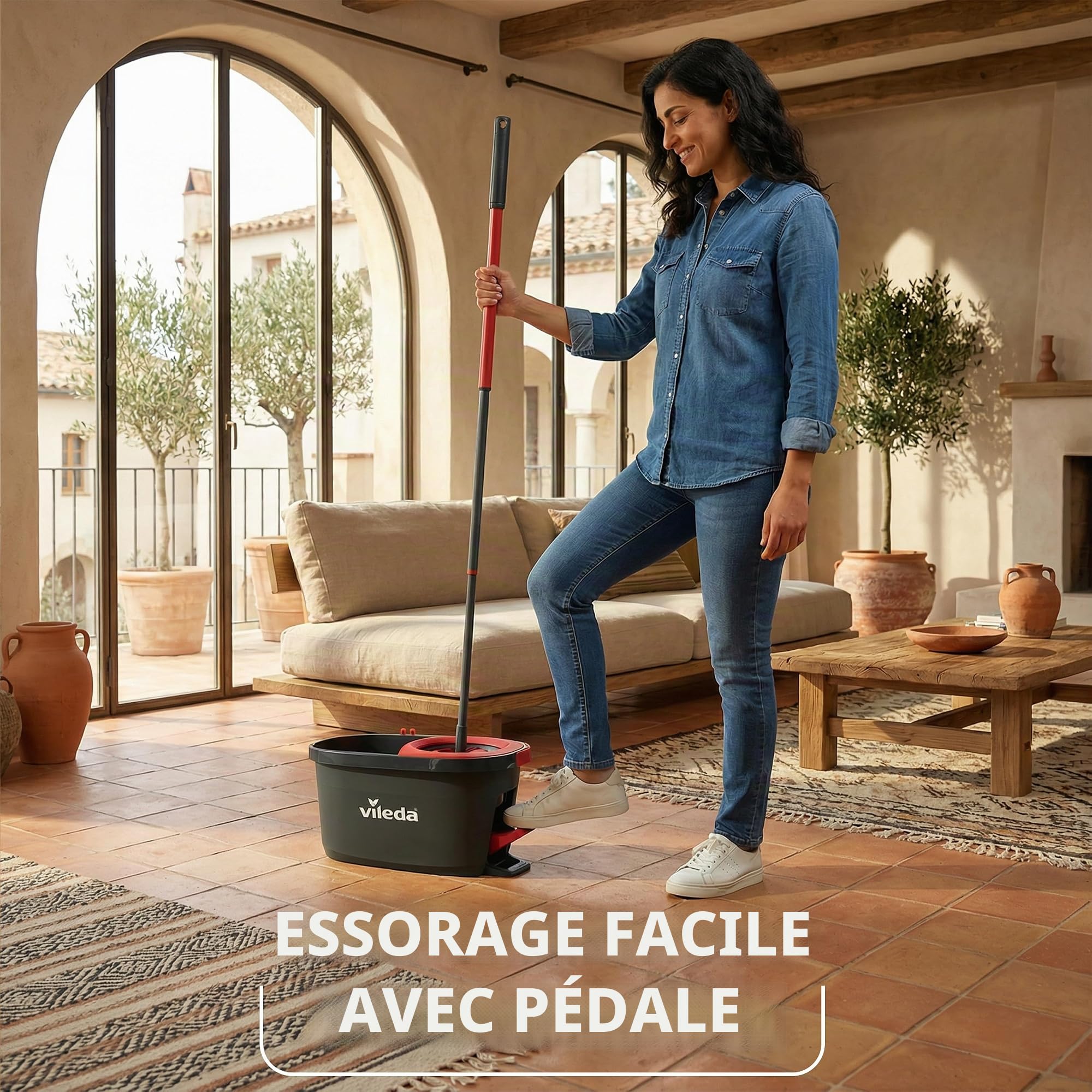 Vileda Ensemble Balai et Seau pour Les sols Turbo avec essoreur actionné par pédale | Manche télescopique 65-131 cm | Tête de Balai en Microfibre | Nettoyage en Profondeur avec Un Minimum d’Efforts