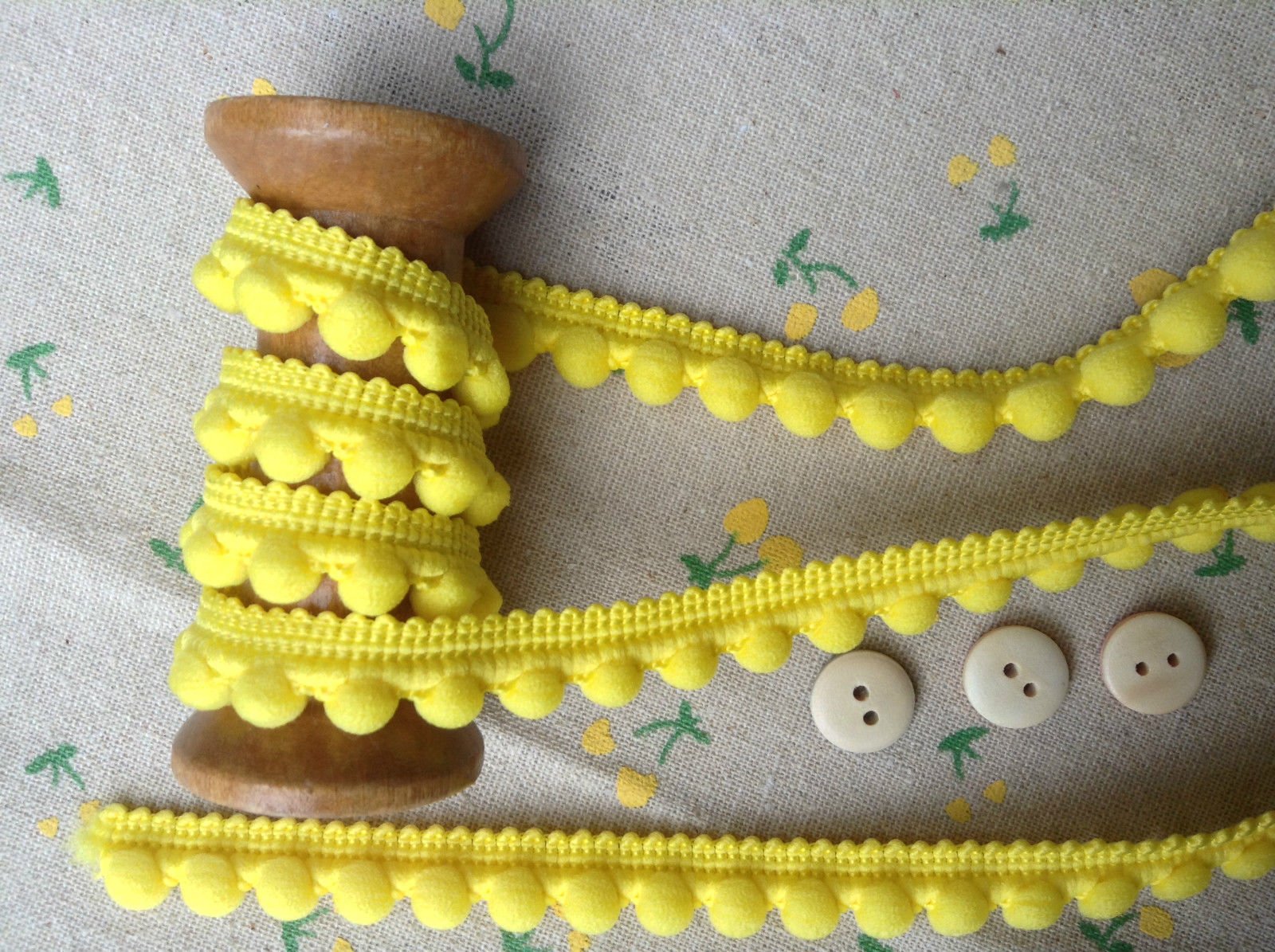 Homebuy Yellow Pearl Pom Pom Bobble Trim Pompoms *Size Mini 10Mm (0.4") *1M - 26 Colours (Per Meter) (Yellow)