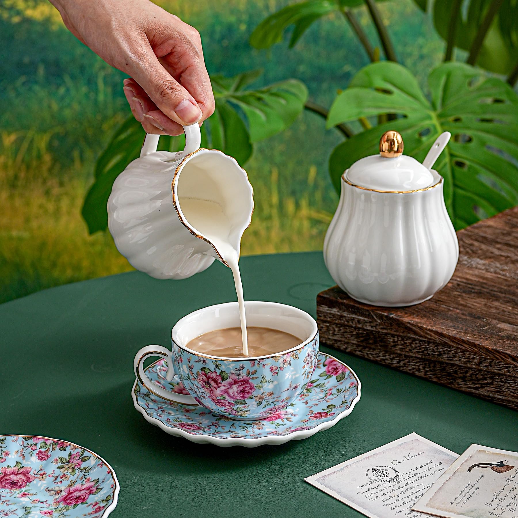 Agyiuns Tasse à Thé Et Soucoupes En Porcelaine Anglaise Avec Bordure Dorée, 181,4 G, Pour Café, Cappuccino, Expresso, Latte Pour Fête, Anniversaire, Fête, Café, Maison, Cadeau De Noël (bleu