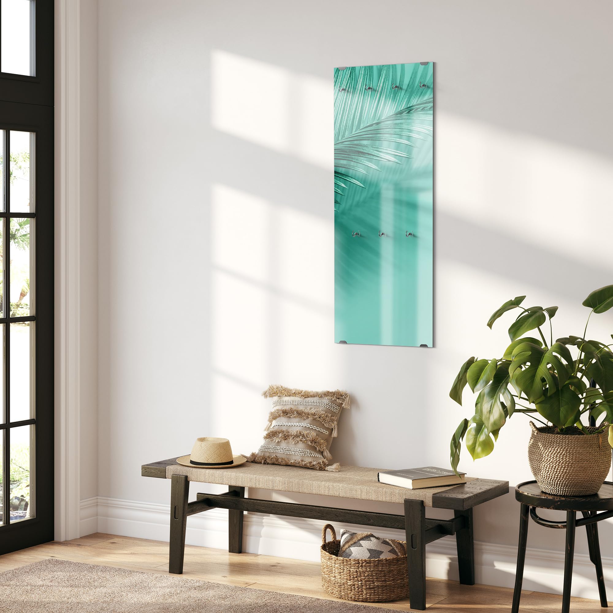 DEQORI Wieszak na ubrania ze szkła z nadrukiem motywu | wzór pionowy, 50 x 125 cm | motyw gry palm w kolorze miętowym | szkło bezpieczne ESG z 7 haczykami – możliwość pisania i łatwy montaż – łatwy w