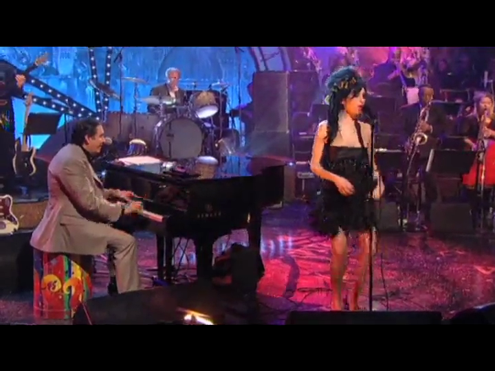 Amy Winehouse at the BBC: Super Deluxe Version: Amazon.co.uk: CDs 