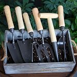 Ensemble d'outils de jardinage japonais, 6 Pcs Garden Tools Set, Kit d'outils de jardinage en acier inoxydable peint noir lourd, Truelle à main, Doublure, Râteau à mains, Sécheresse, Transplantateur et Folk à main