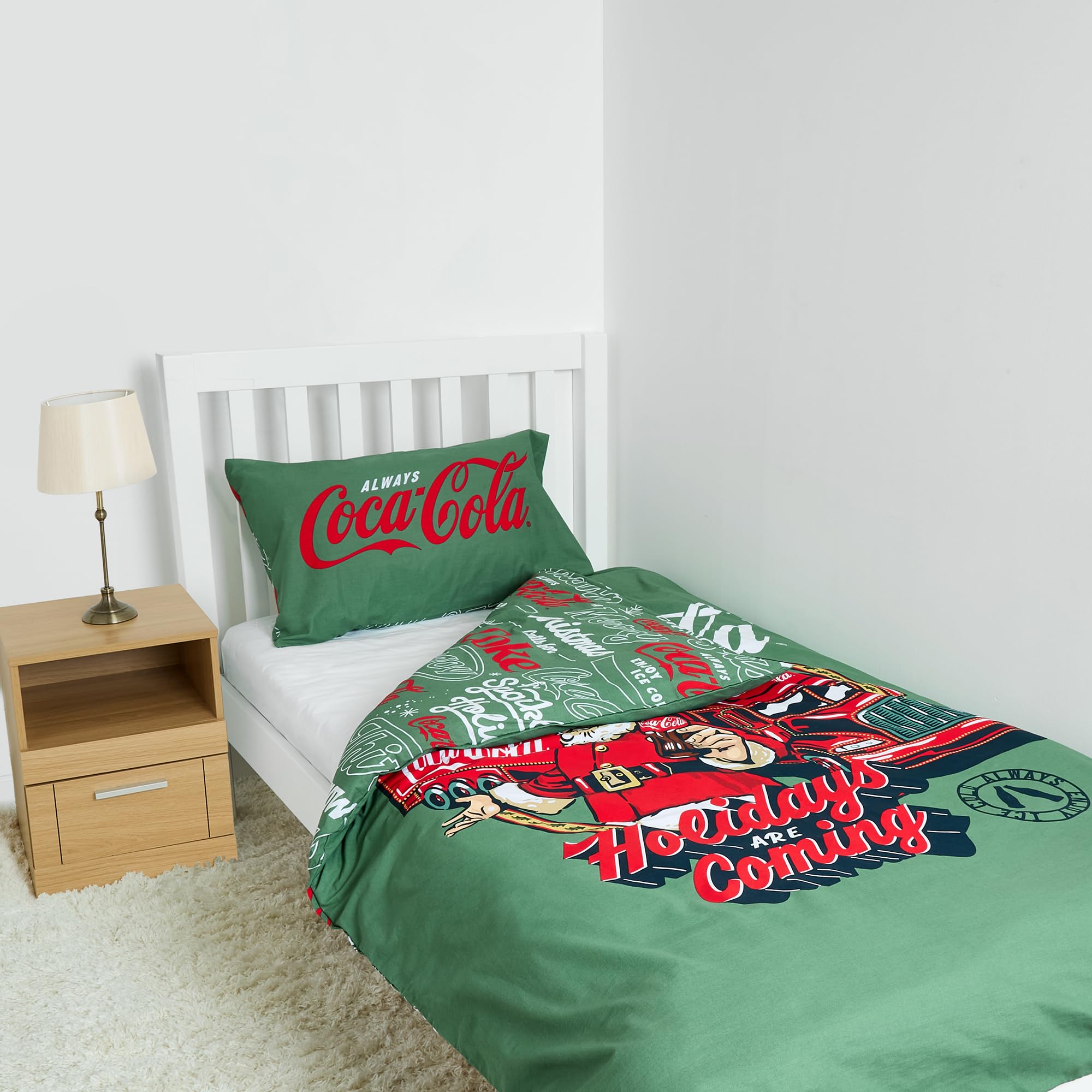 Officially Licensed Coca-Cola "Holidays Are Coming" Christmas Single Duvet Cover Set - Reversible + Includes Pillowcase - Festive Bedding for Coke Fans