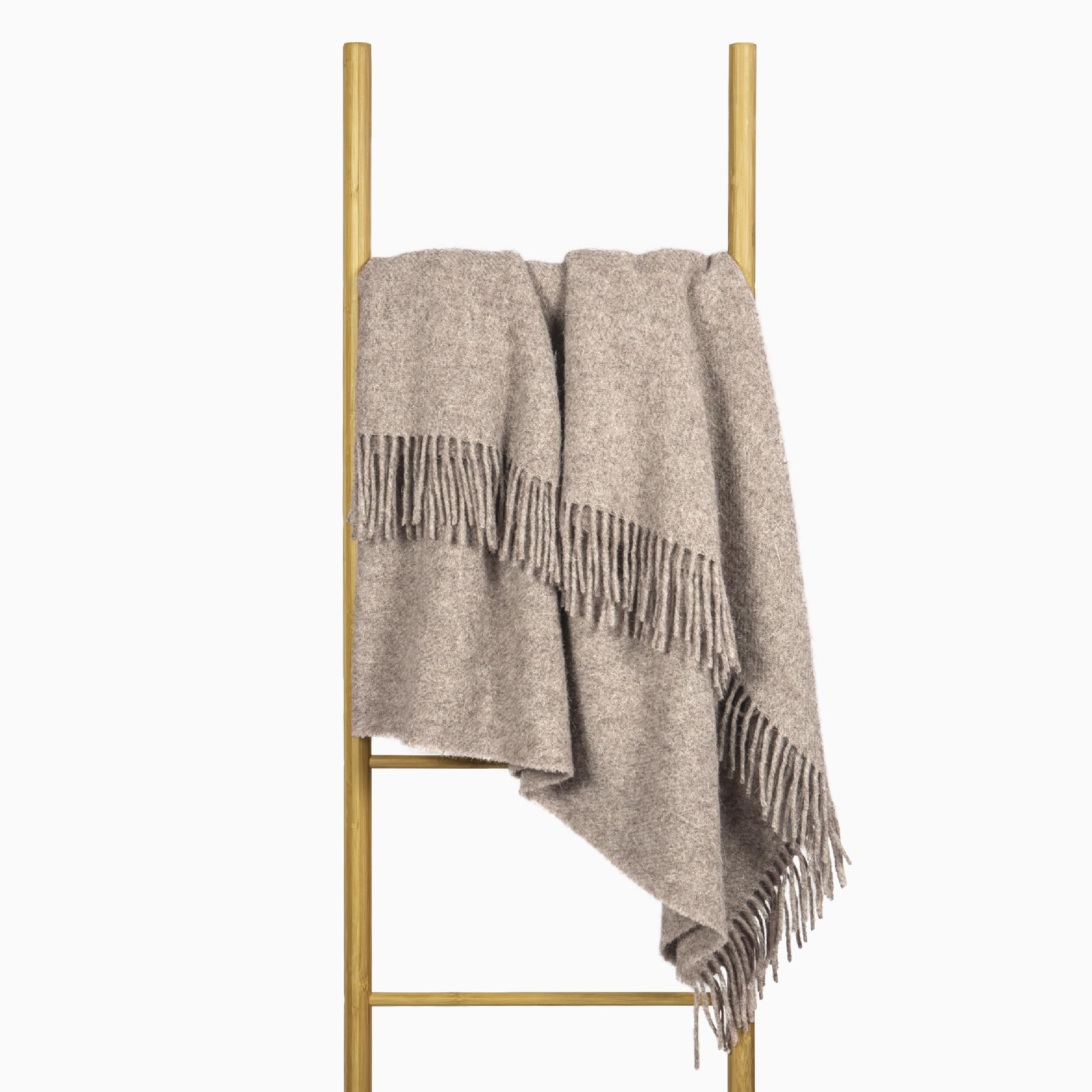 Wool Blanket 140 x 200 cm, 100% Pure New Zealand, Soft Wool Plaid for Bed and Sofa, Elegant Bedspread with Fringes – Nostra Zealandia Wool Blanket Large