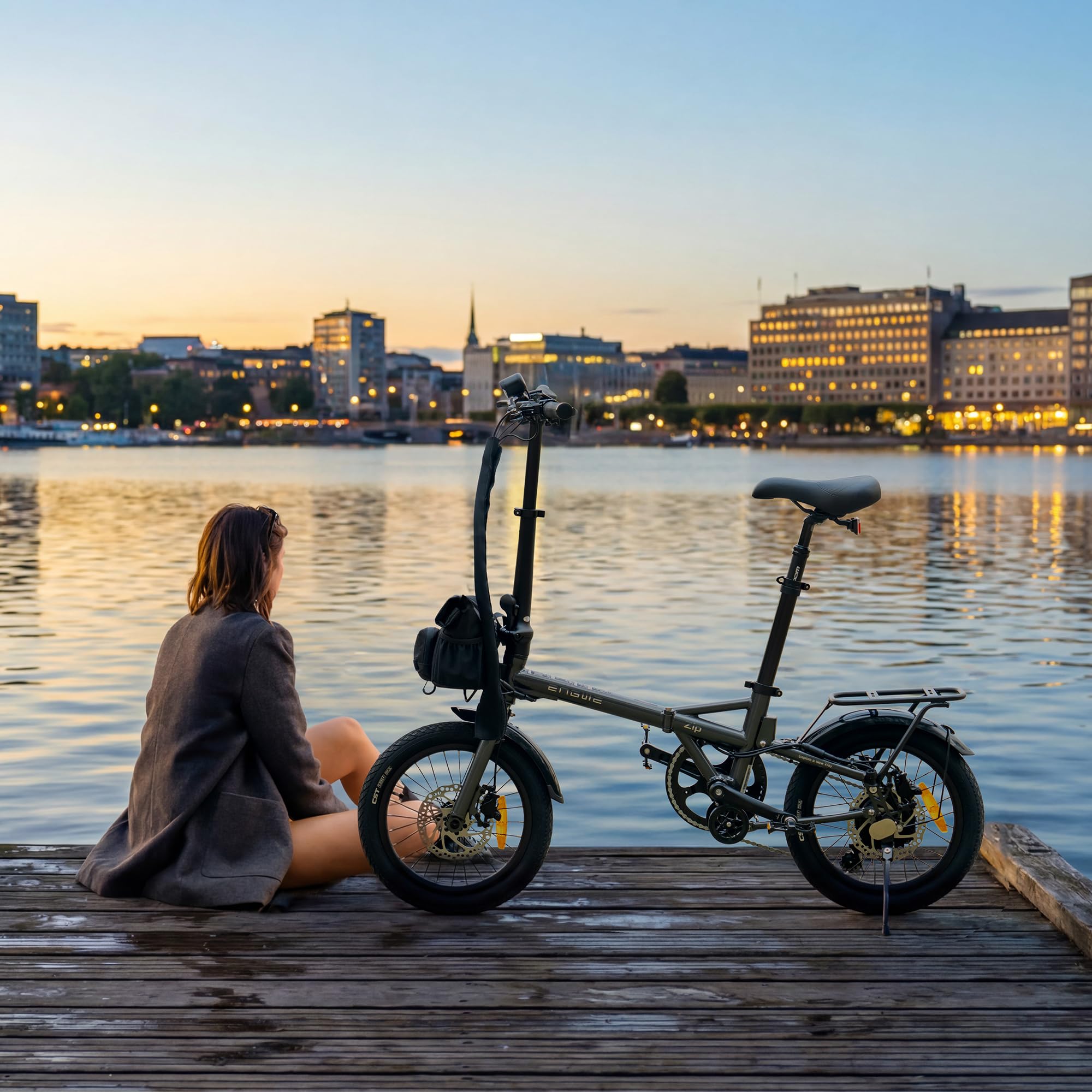ENGWE Zip 16.9KG Ultraleichtes Zusammenklappbares Elektrofahrrad, 36V 10Ah Tragbarer Akku mit Bis zu 120KM, Drehmomentsensor und Hydraulische Bremsen, Mit Scheinwerfer und Reflektoren, 7 Gänge