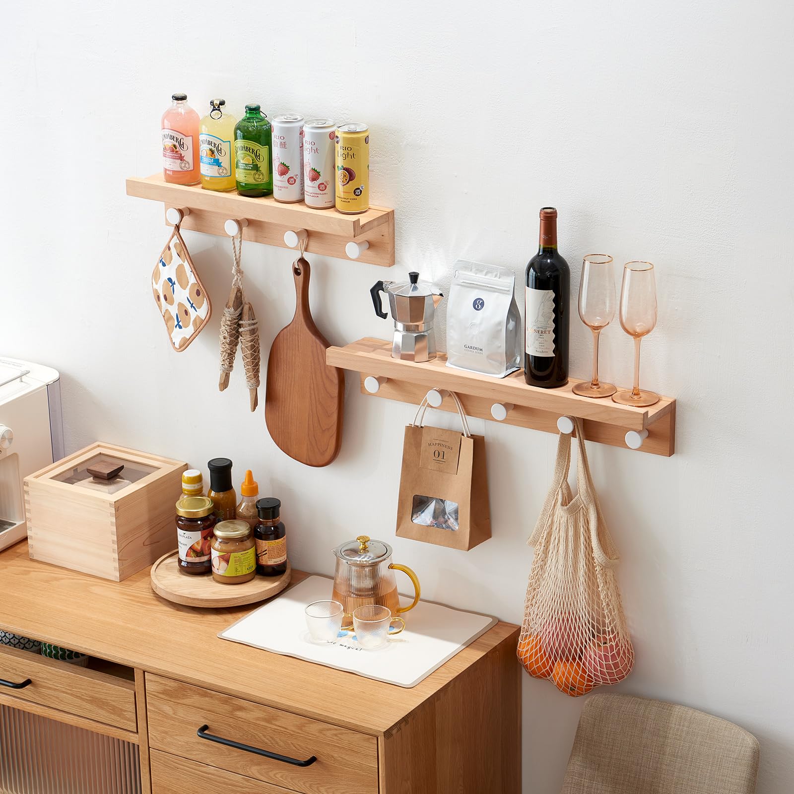 Ganci Da Parete Con Mensola 2 In 1 – Ripiano In Legno Bianco 61 Cm Con 5 Ganci, Appendiabiti Salvaspazio Per Ingresso, Camera, Cucina, Cappelli E Chiavi